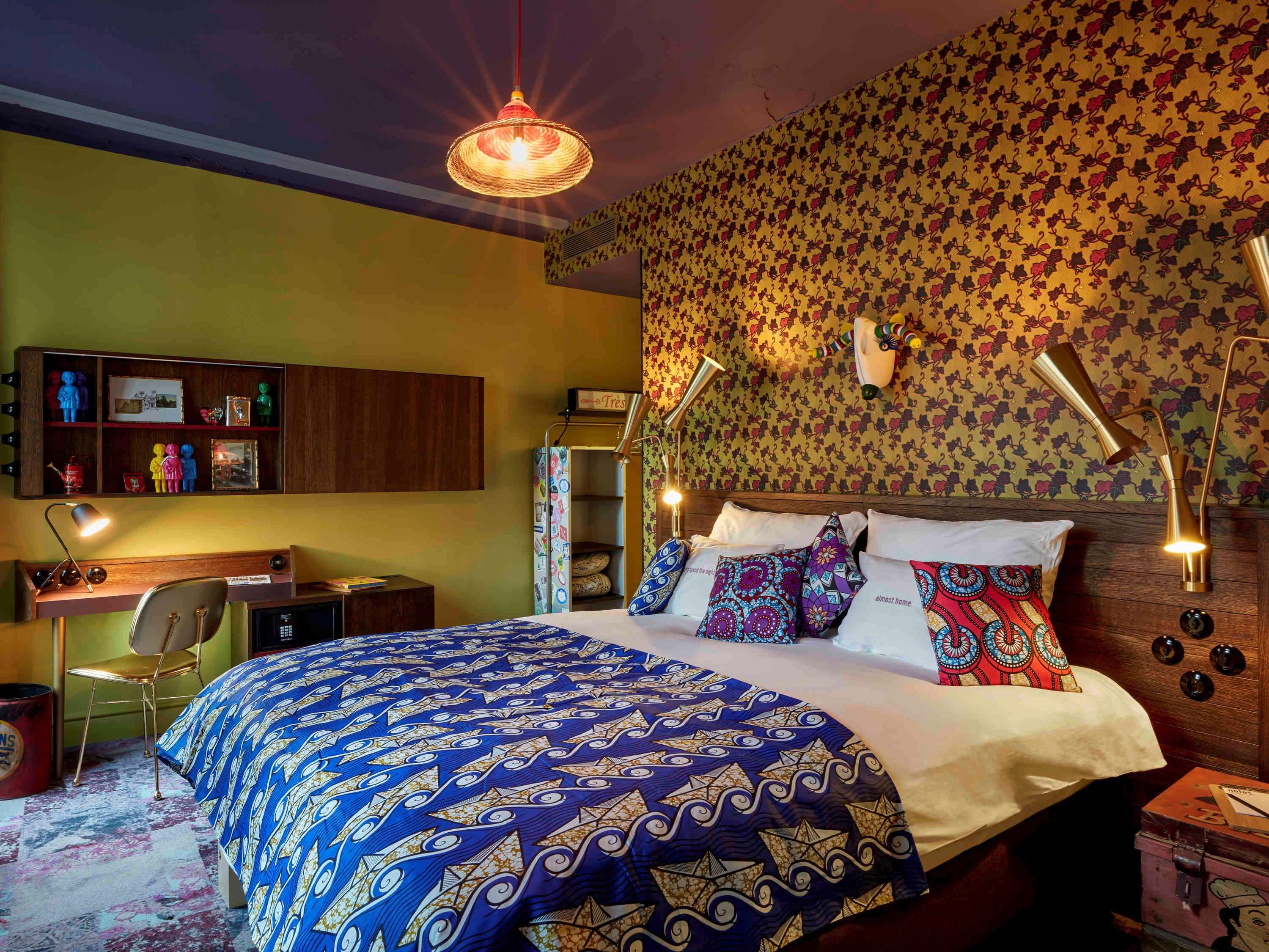 Double or Twin Standard