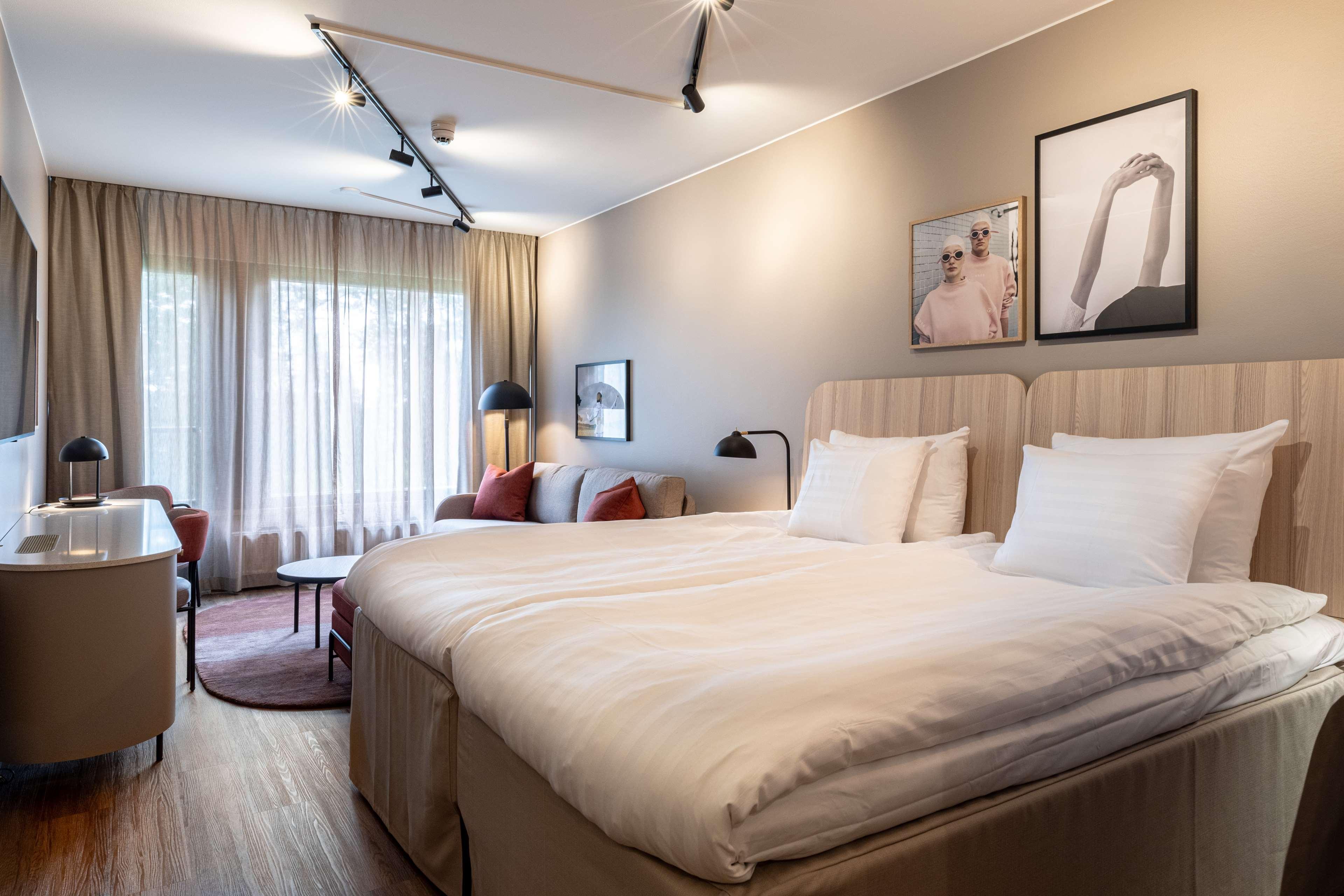 Double Superior King Bed