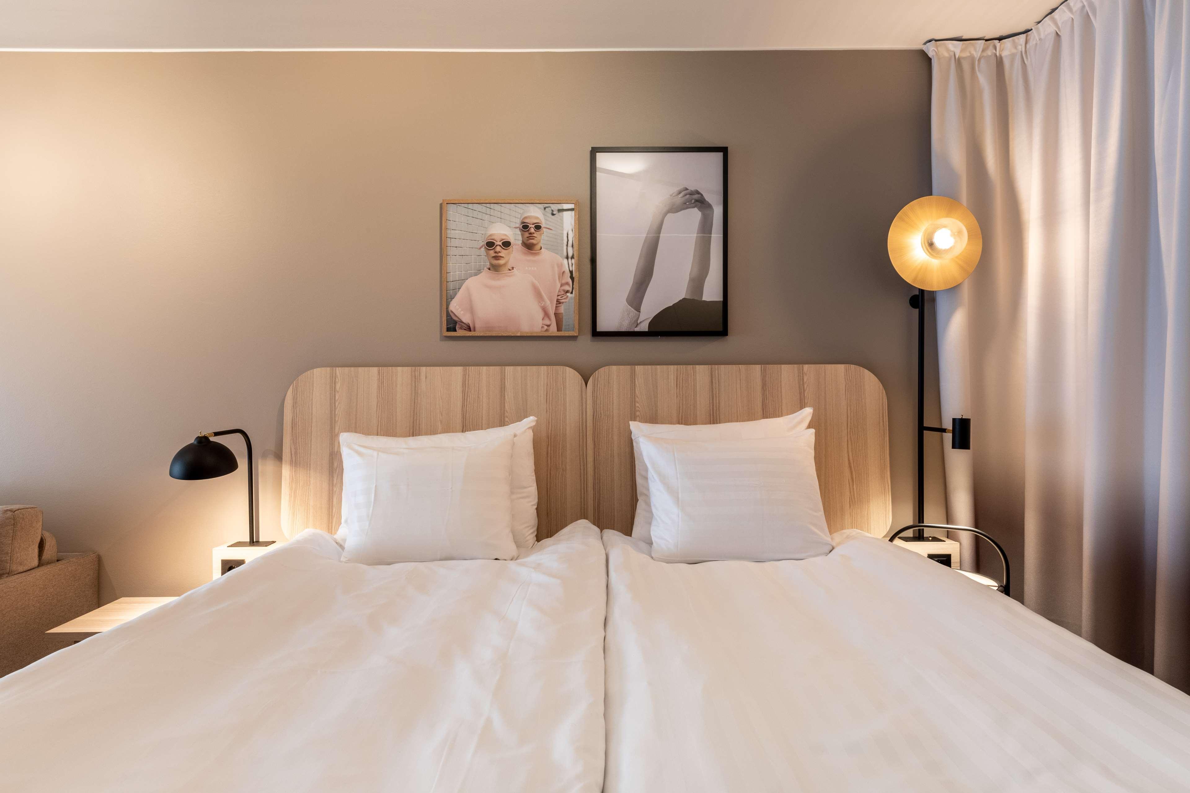 Double Single Superior King Bed