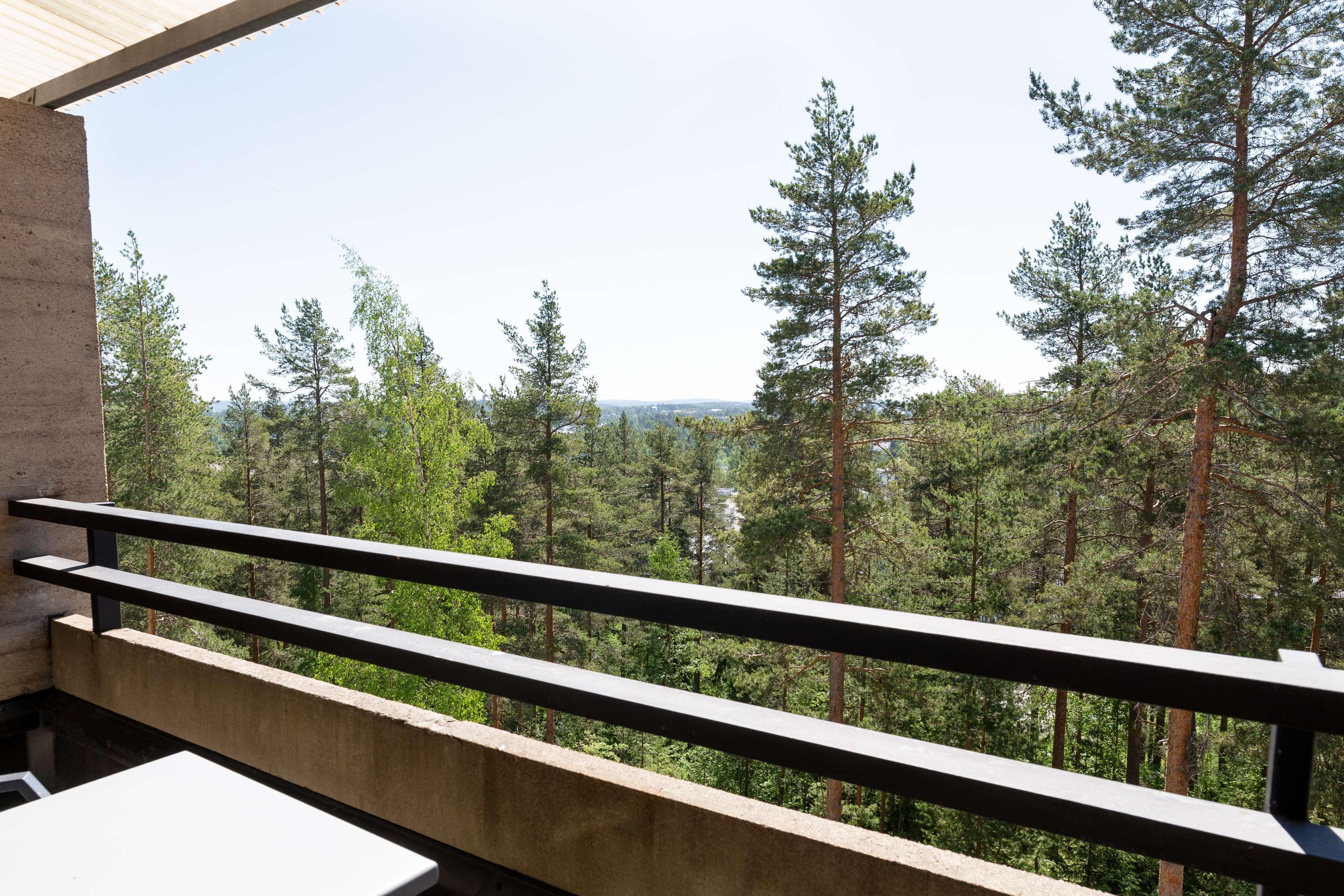 Double Single Superior with Balcony