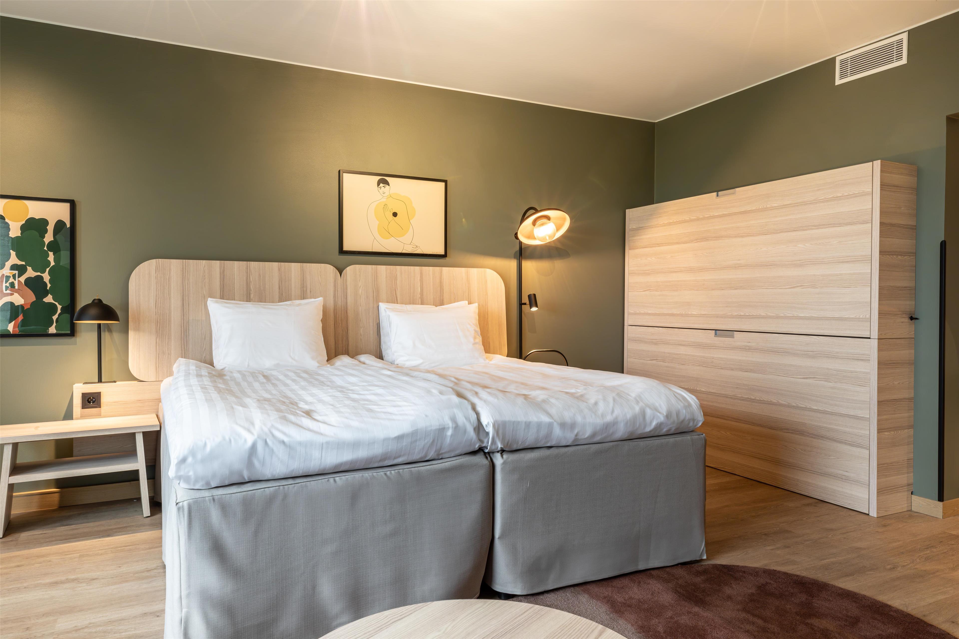 Family Room Superior