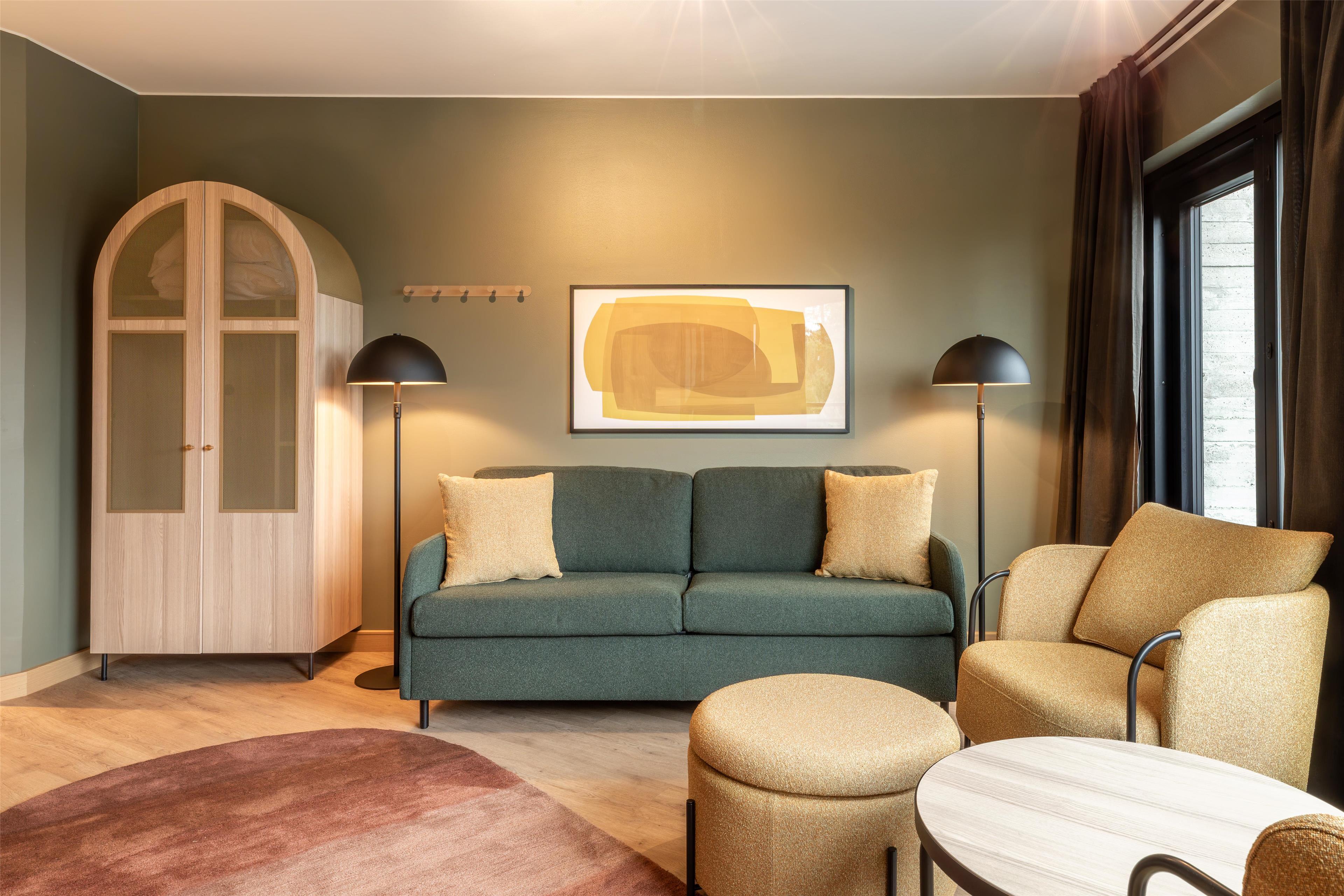 Double Superior King Bed