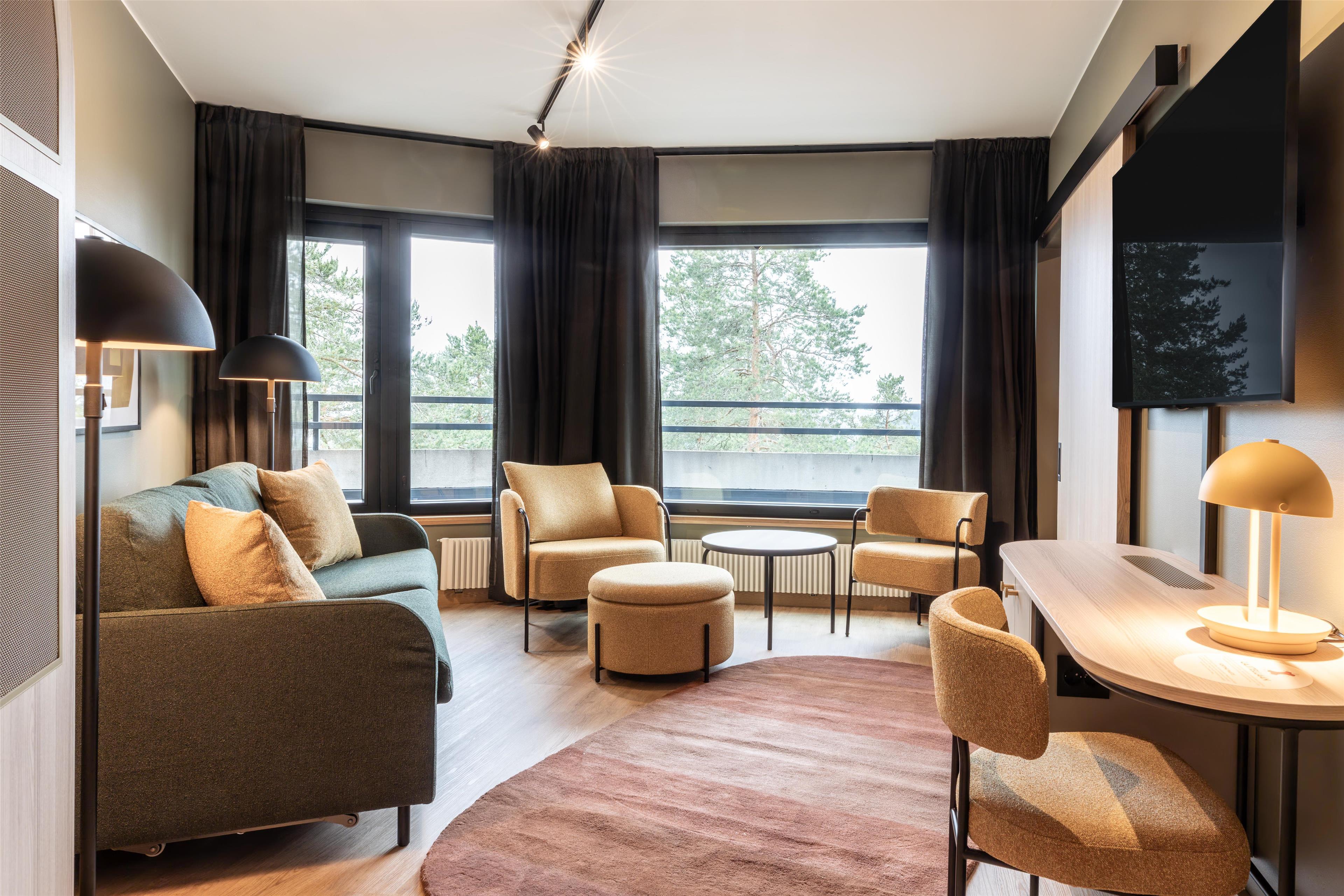 Double Superior King Bed