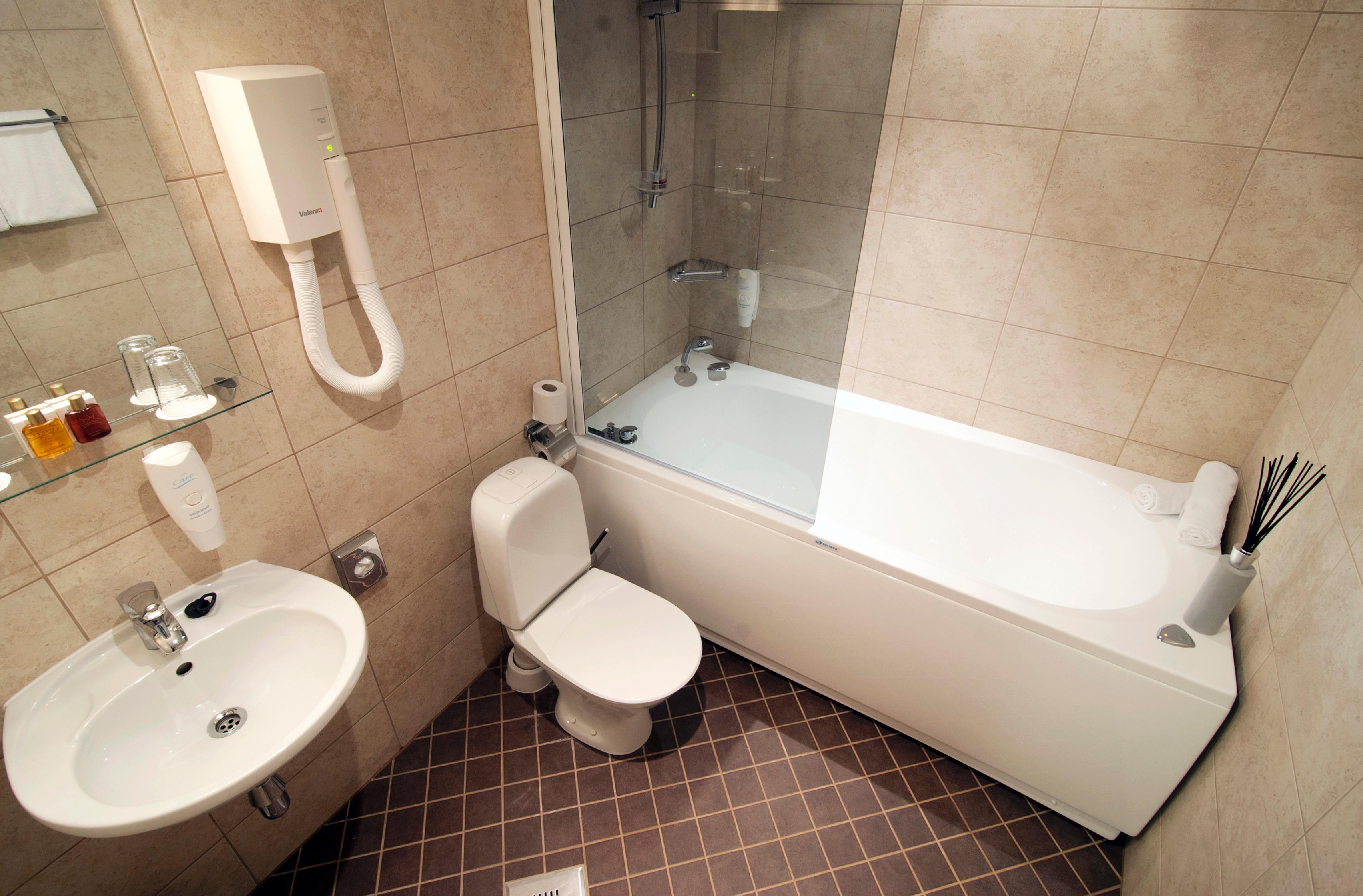 Double or Twin Standard