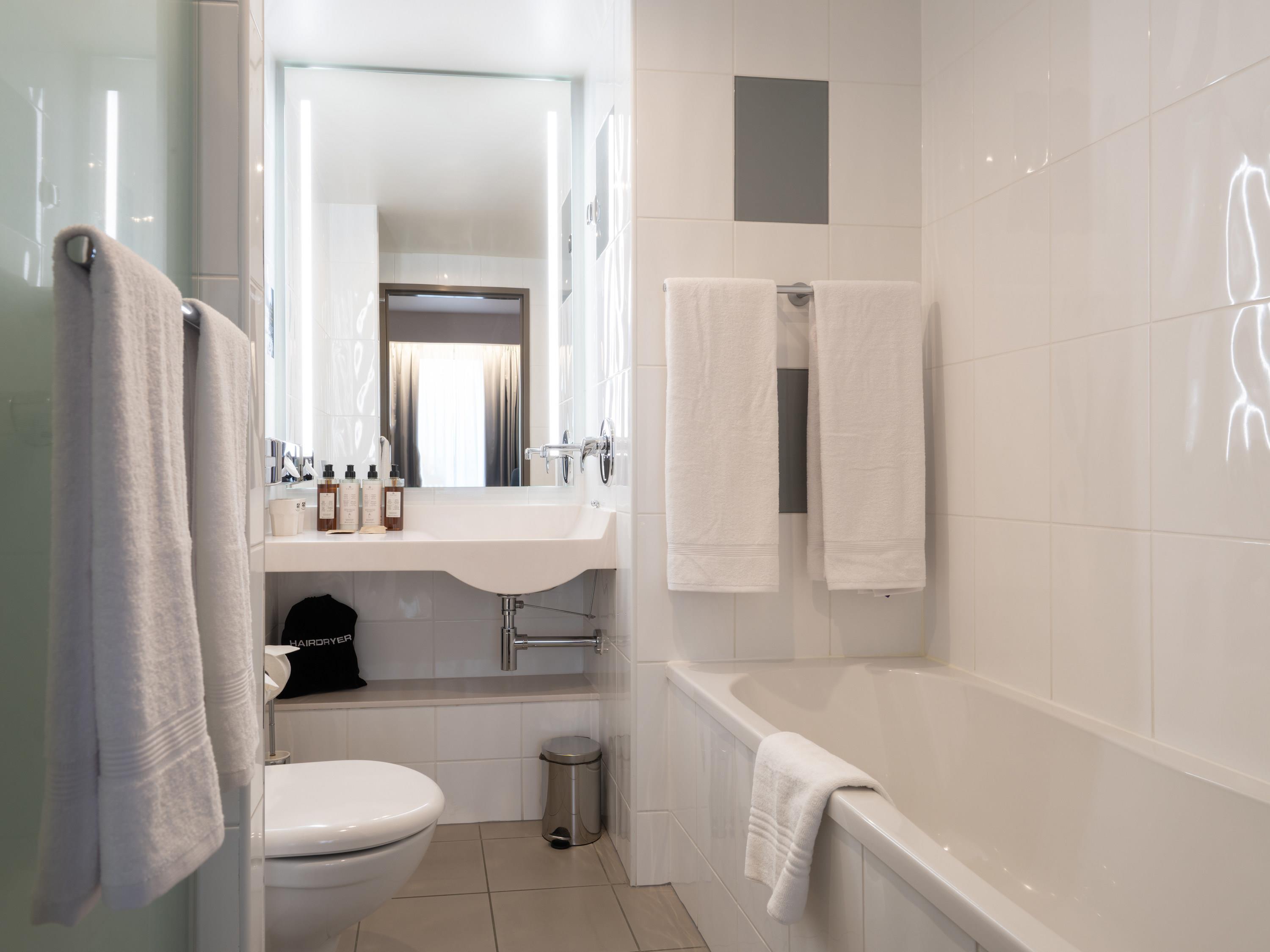 Double Queen Size Bed