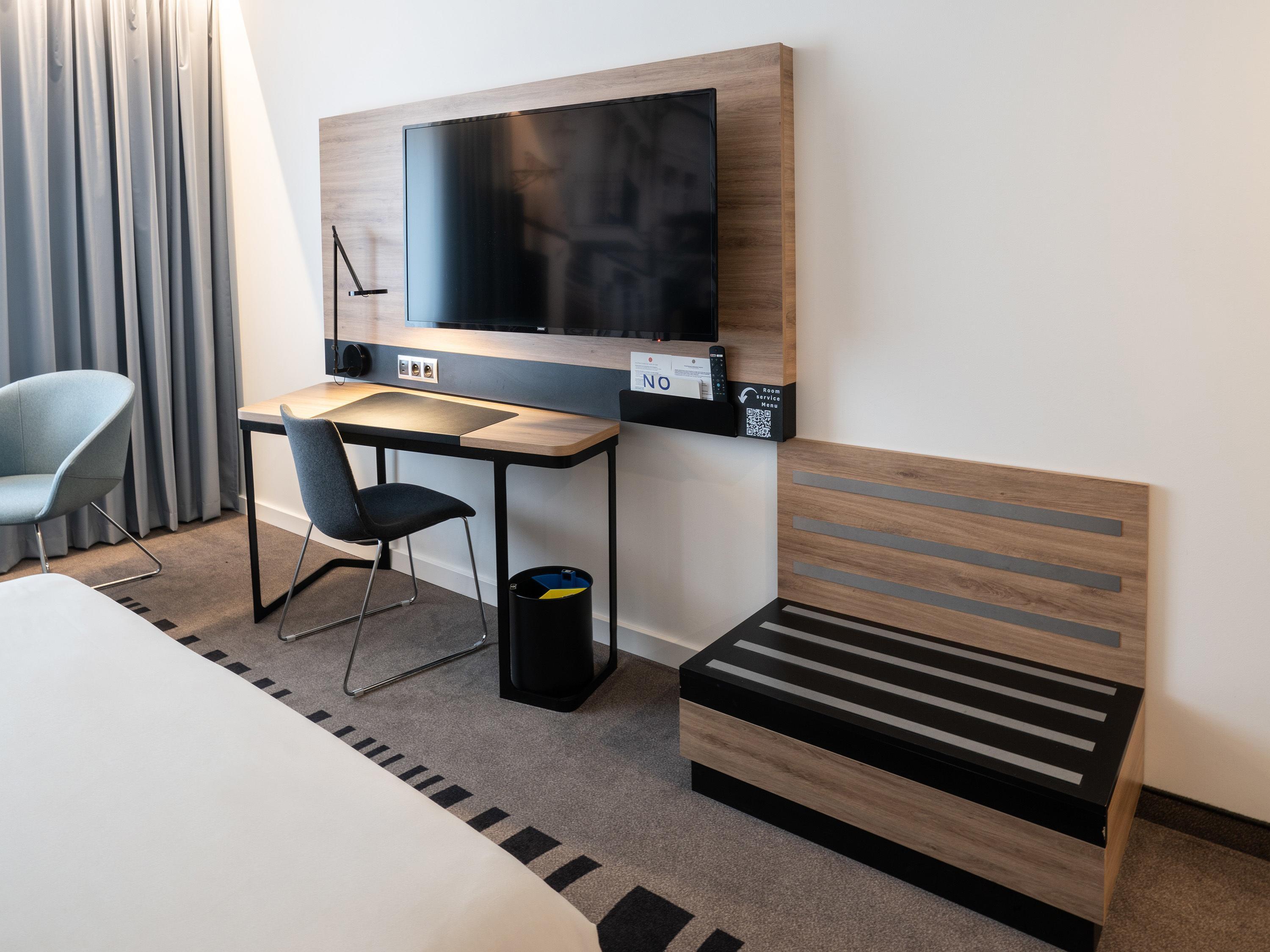 Double Superior Queen Bed