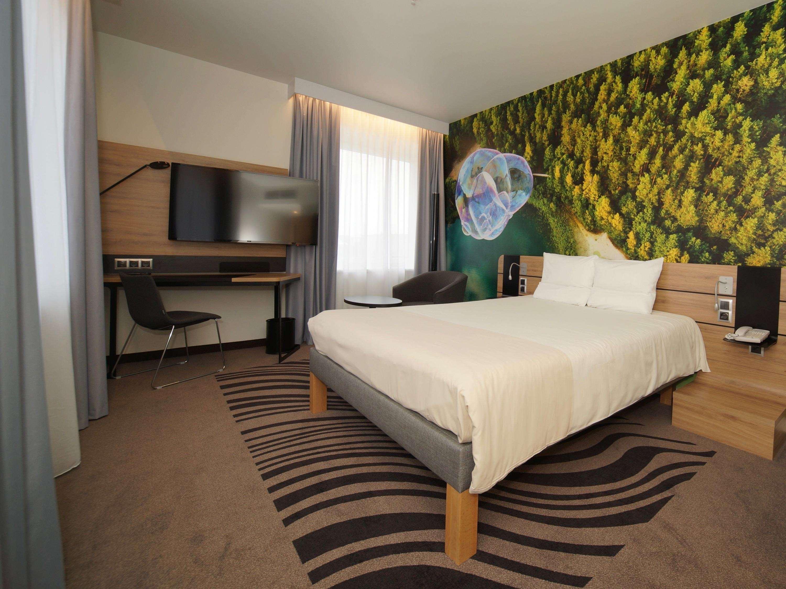 Double Superior Queen Bed