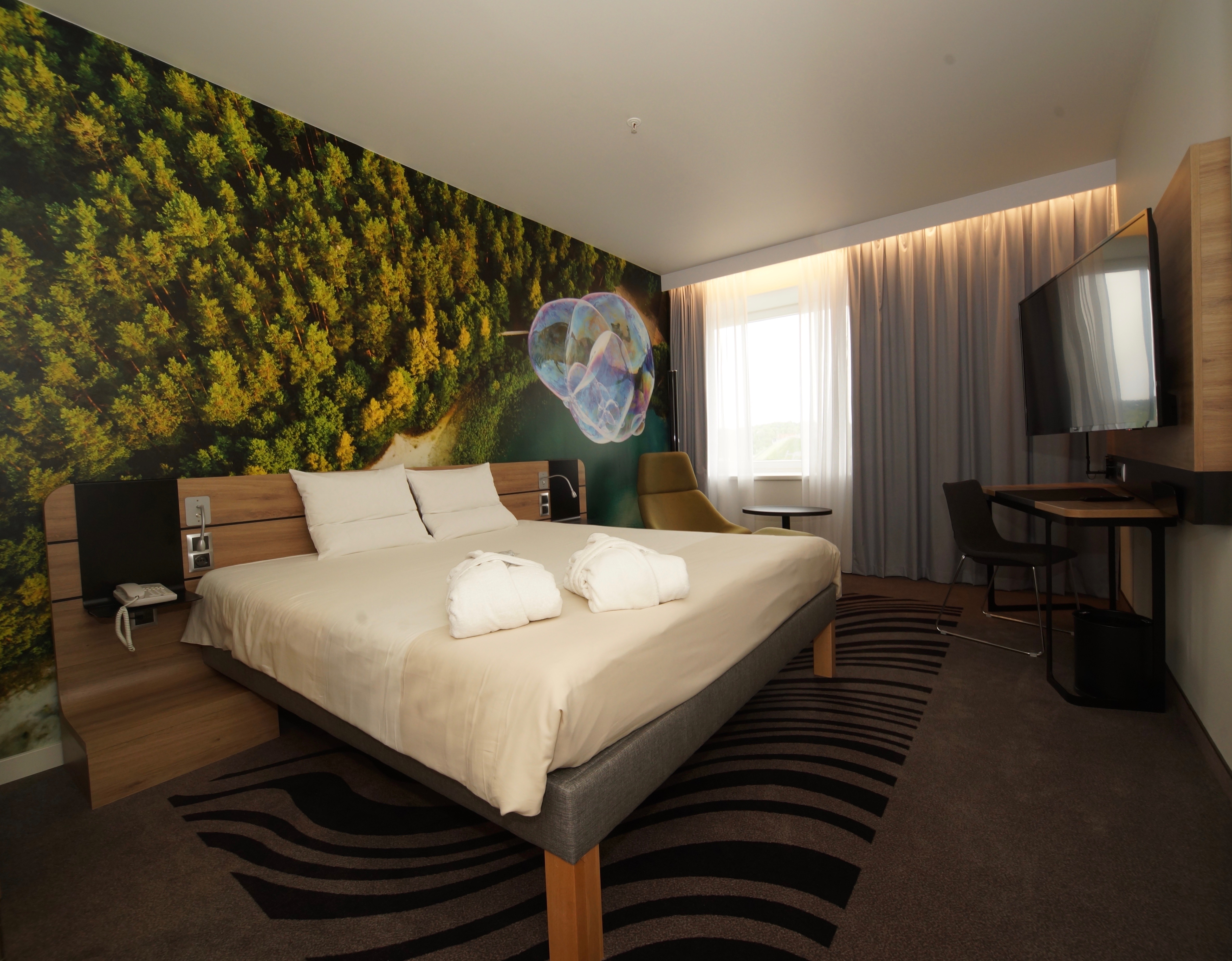 Double Executive King Bed