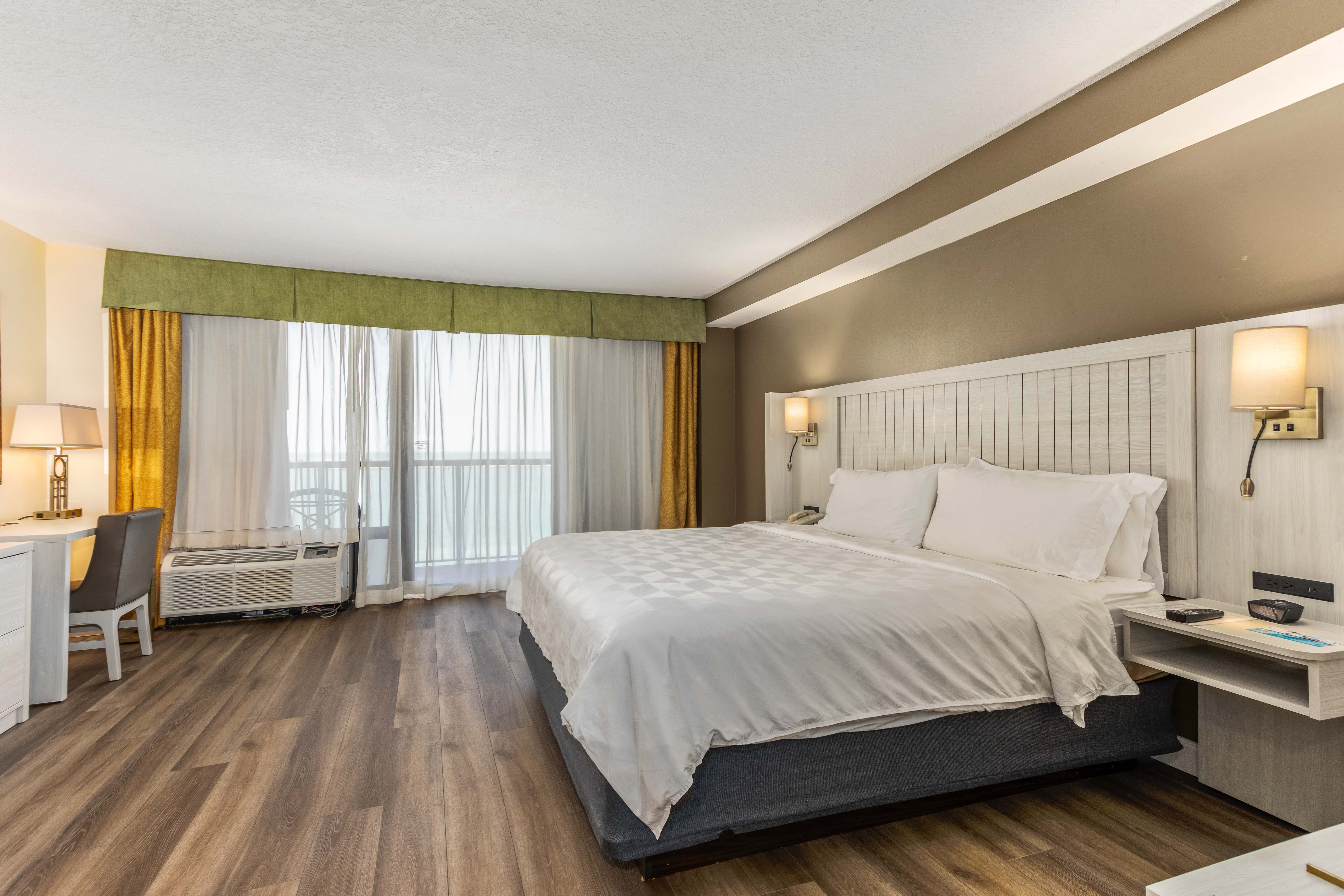 Double Ocean View King Bed