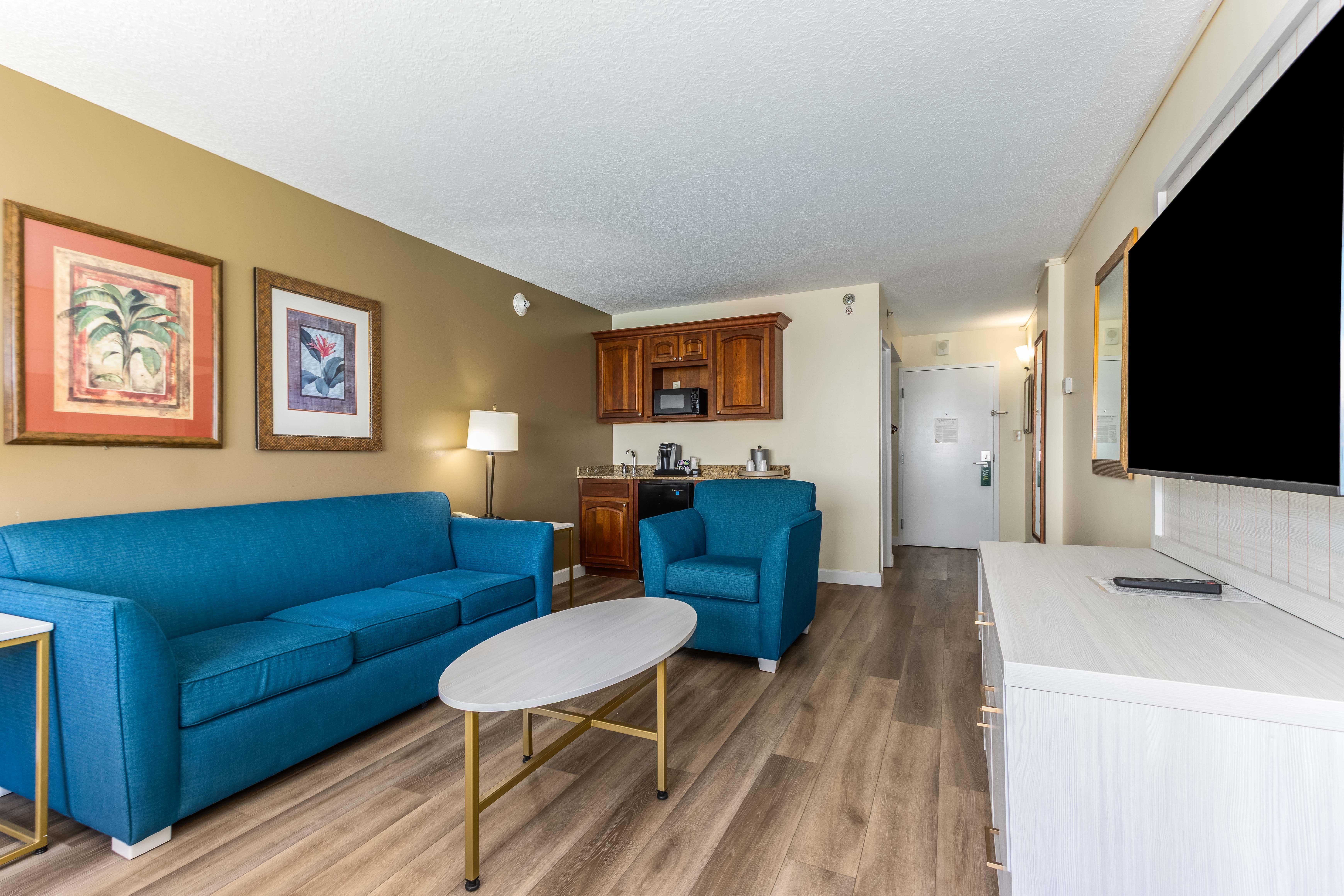 Suite City View Two Queen Beds