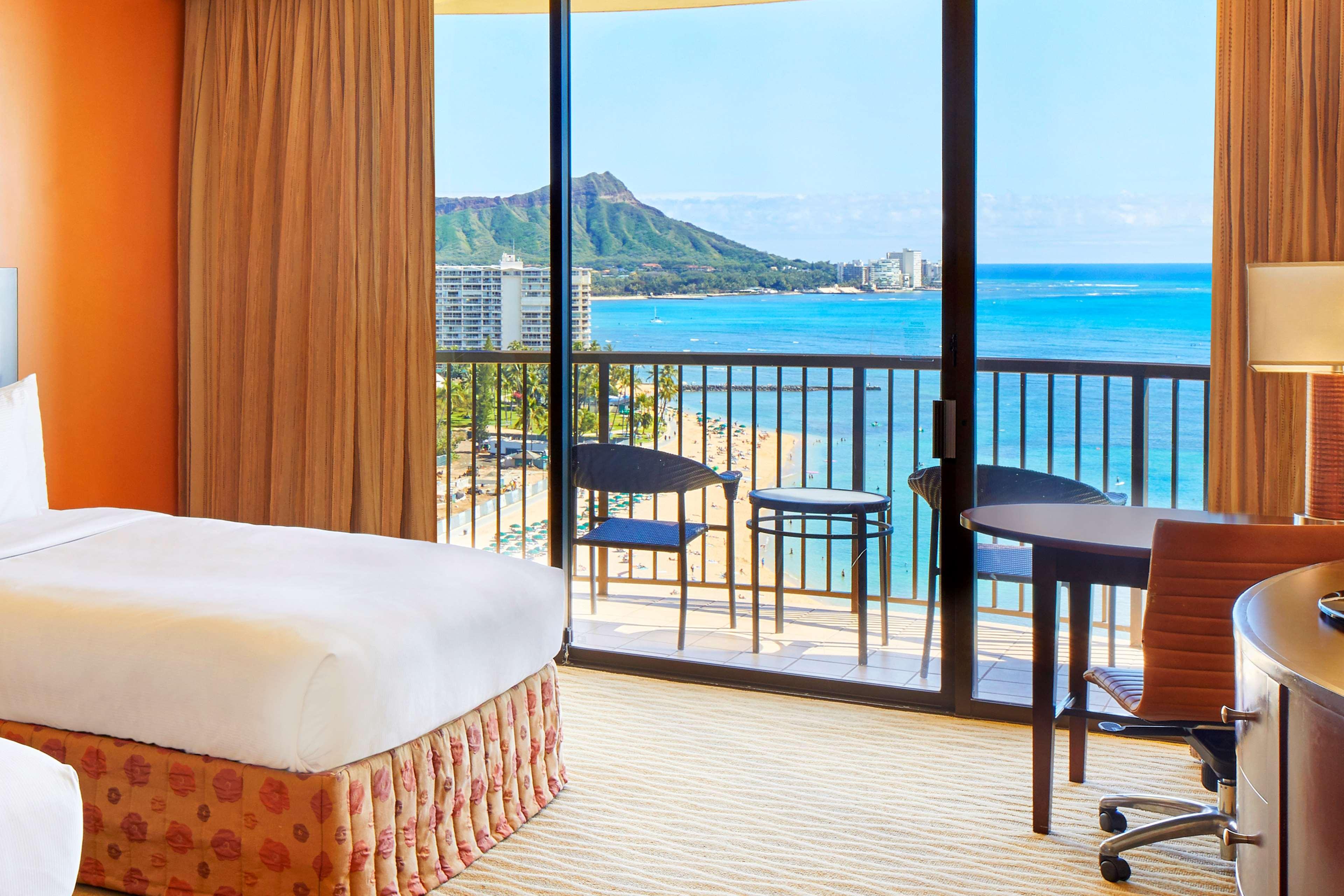 Double Ocean Front Two Double Beds