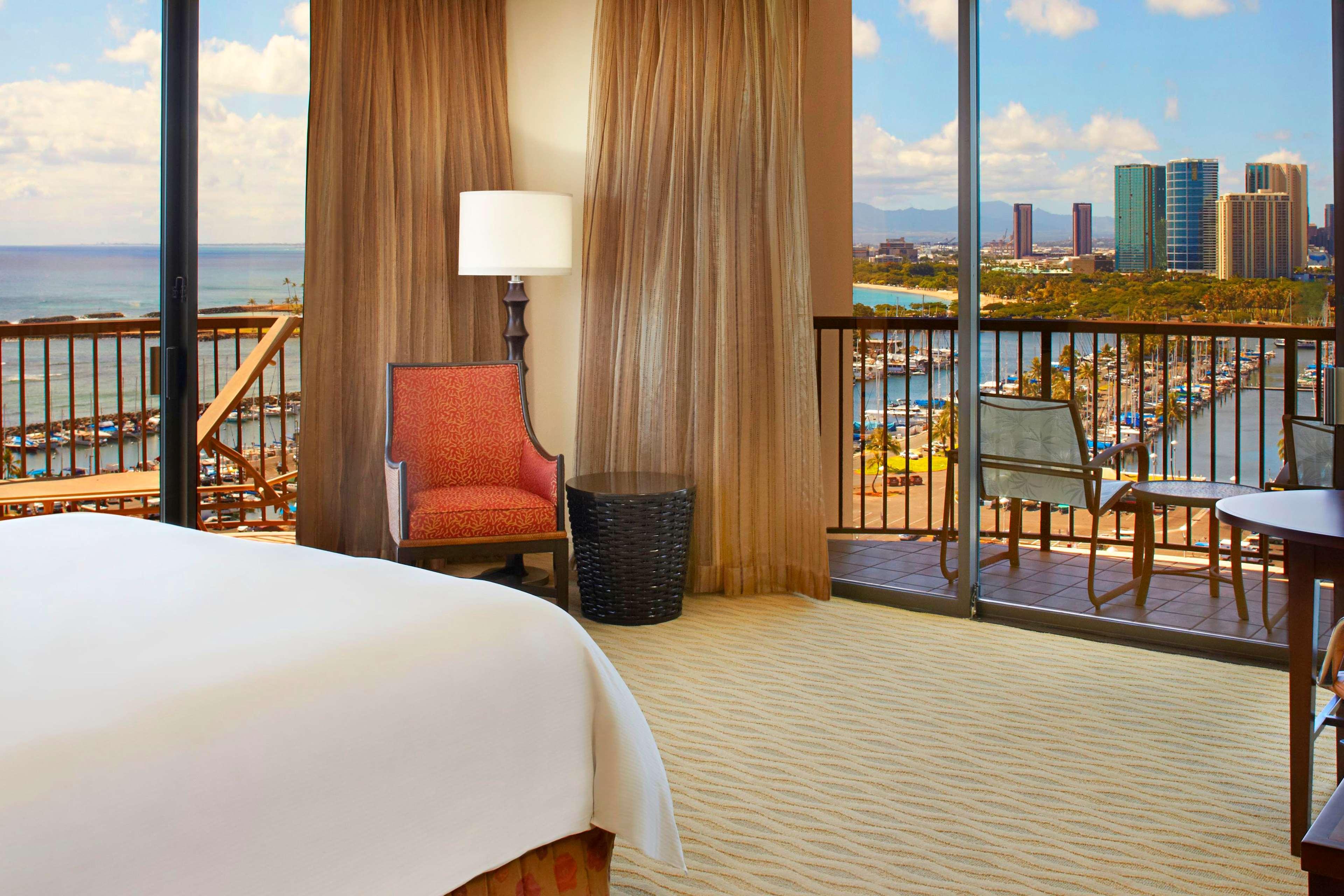 Double Ocean Front King Bed