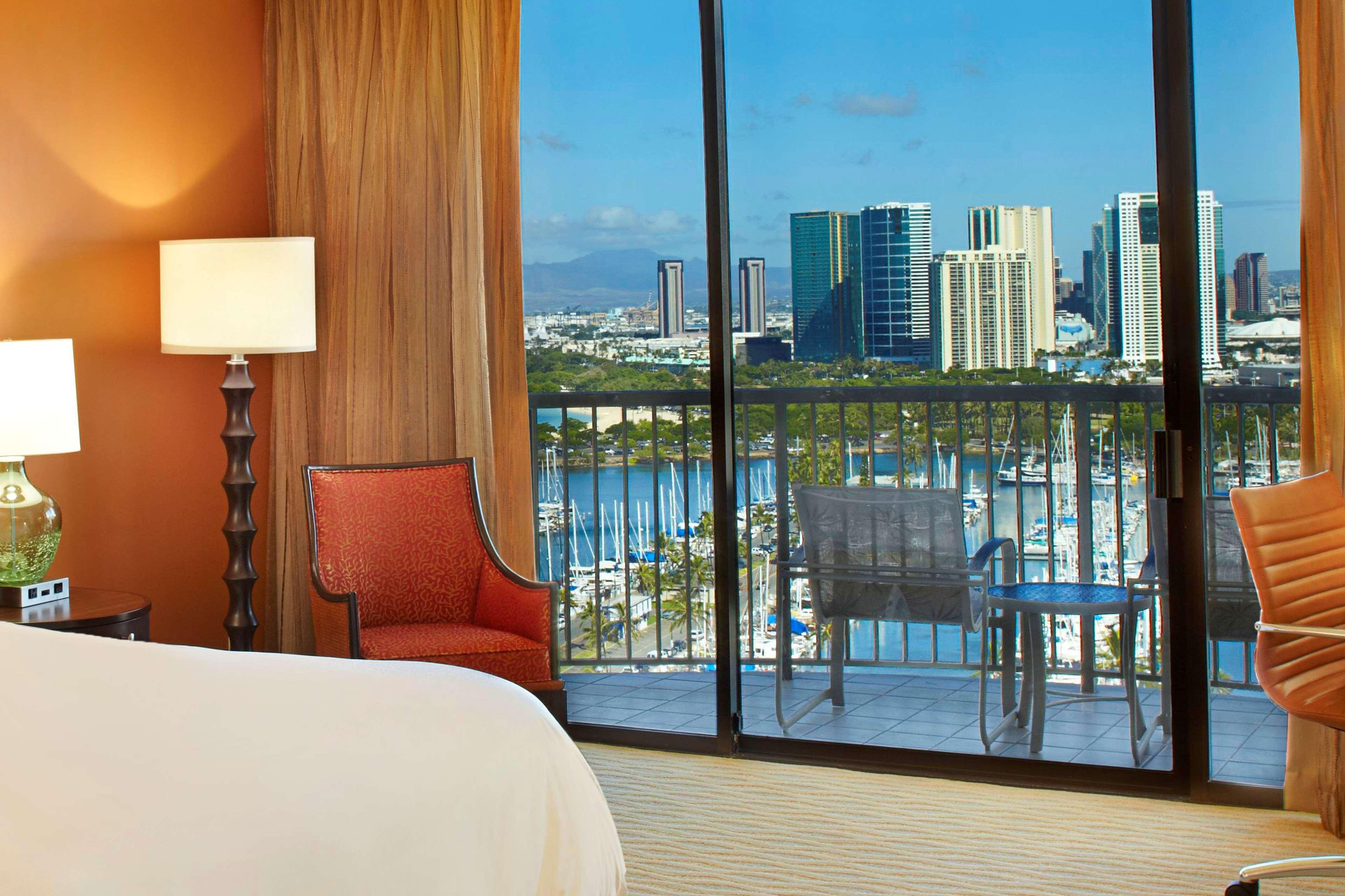 Double Ocean Front King Bed