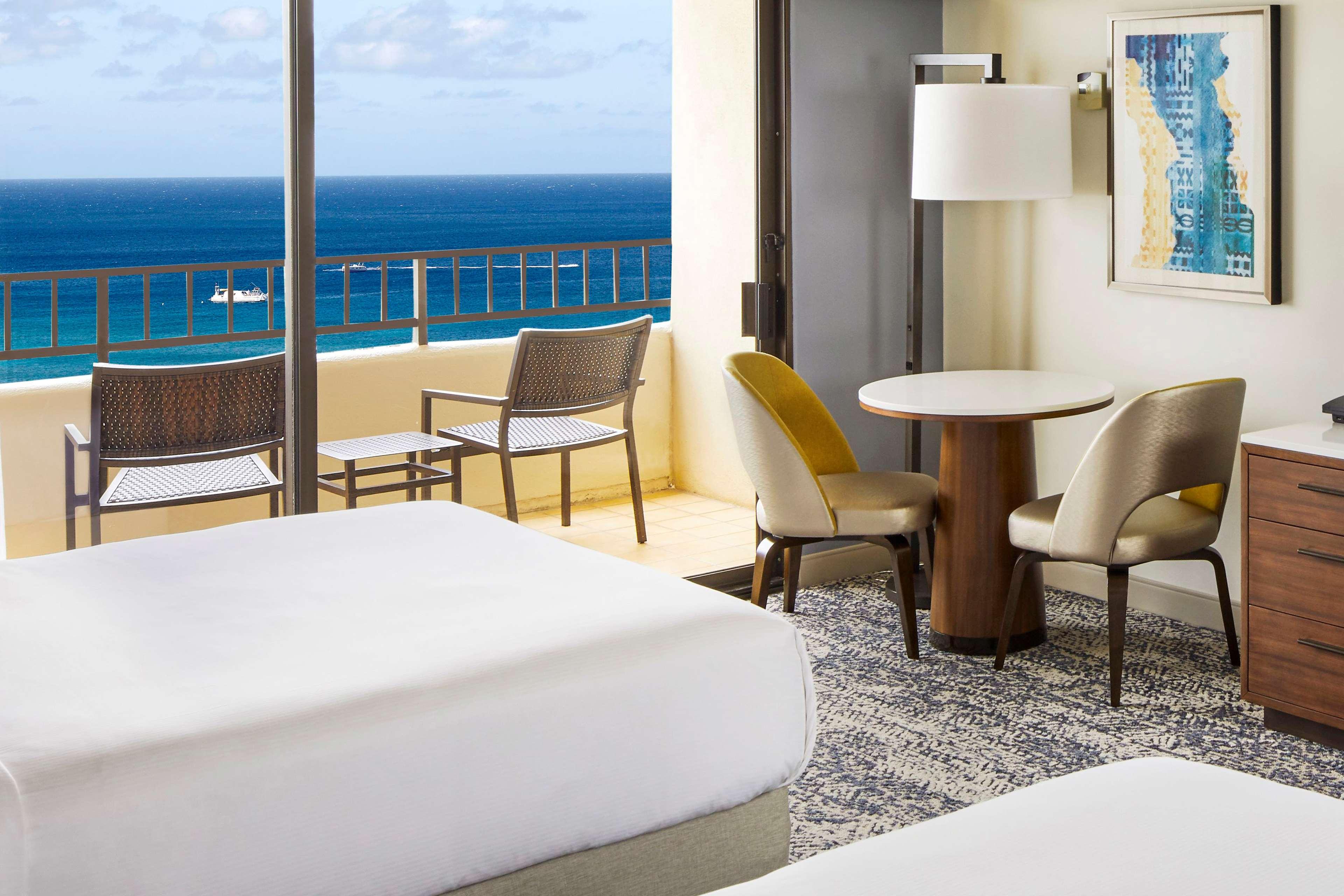 Twin Ocean View Two Queen Beds