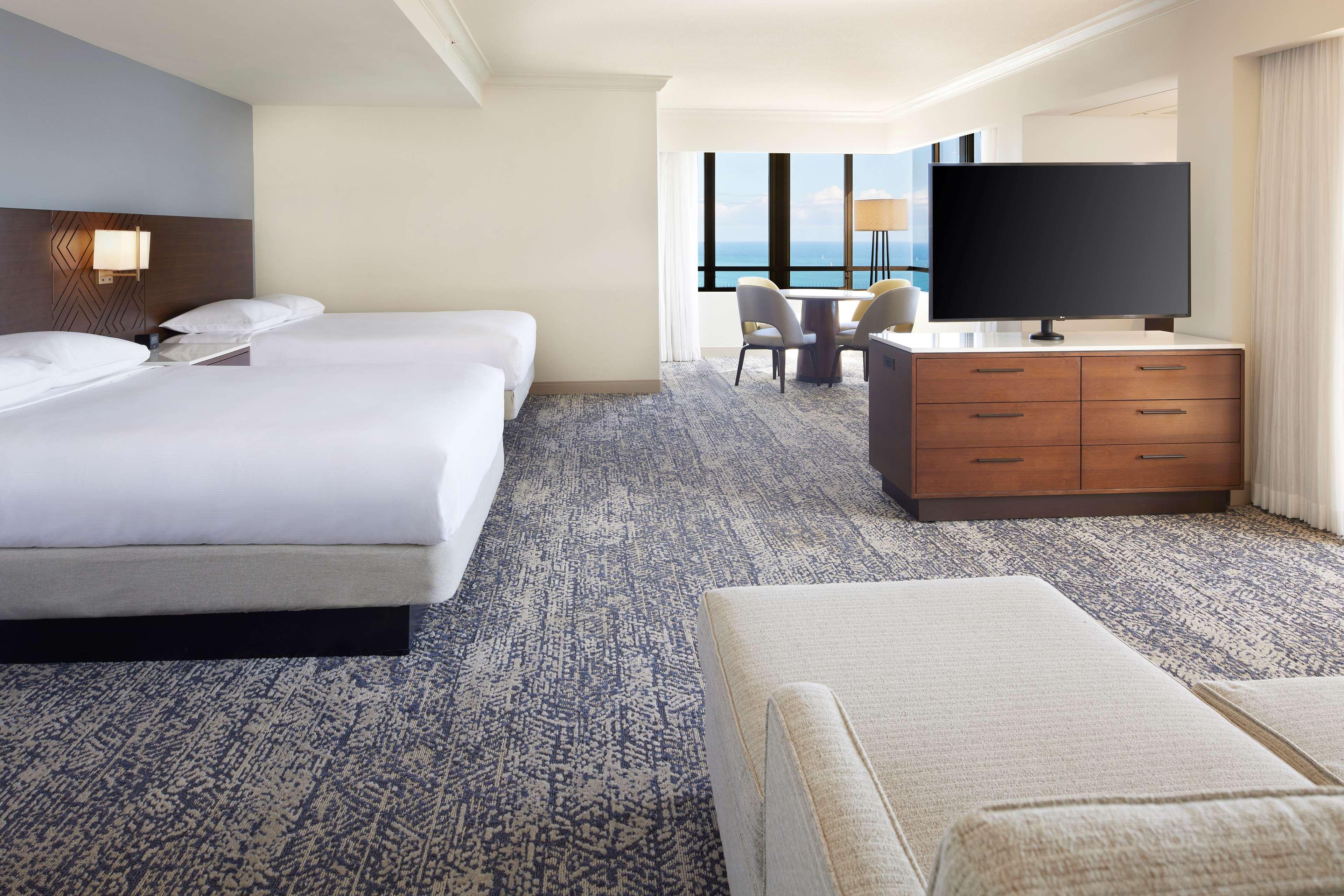 Junior Suite Accessible-two Queen Beds