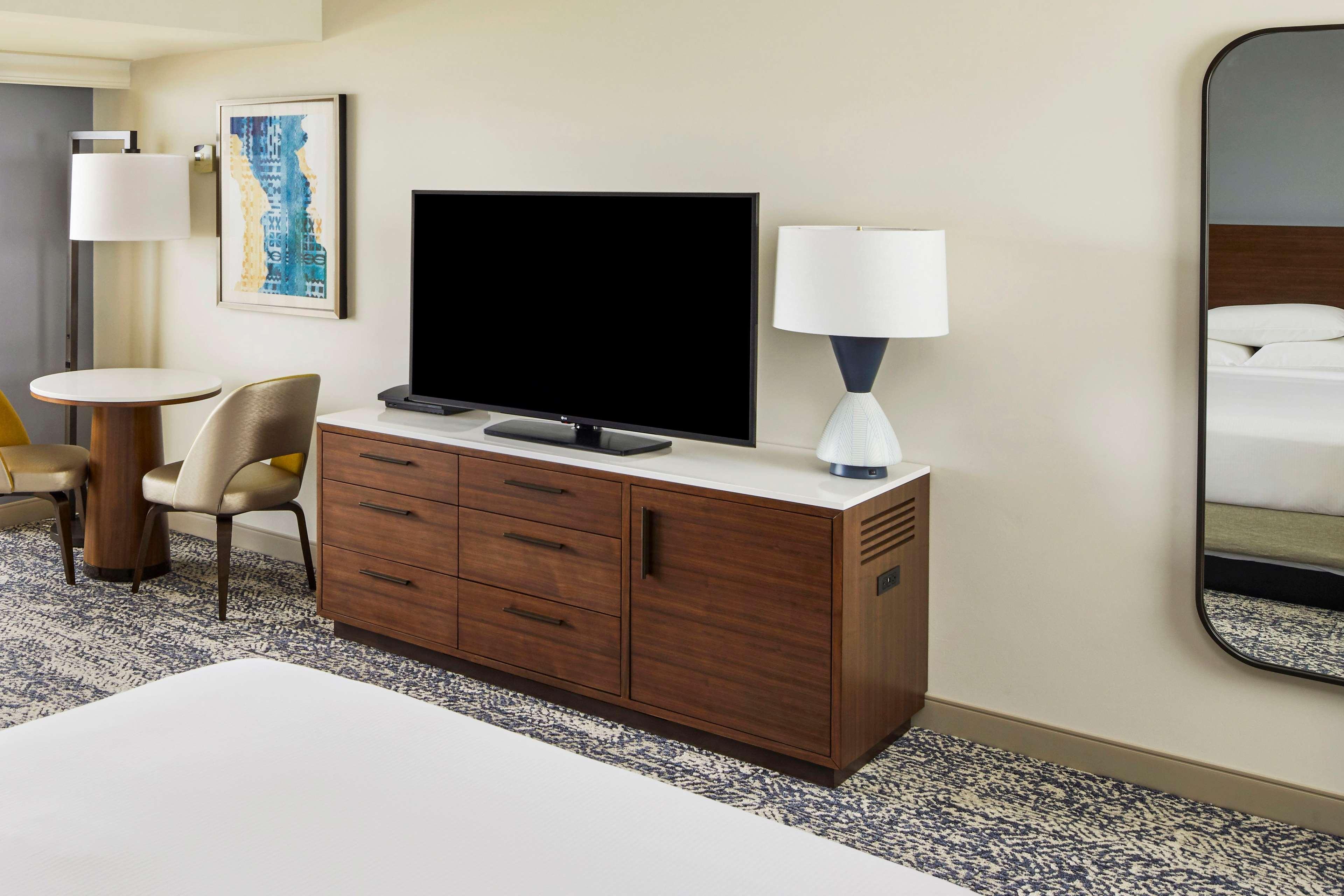 Twin Ocean View Two Queen Beds