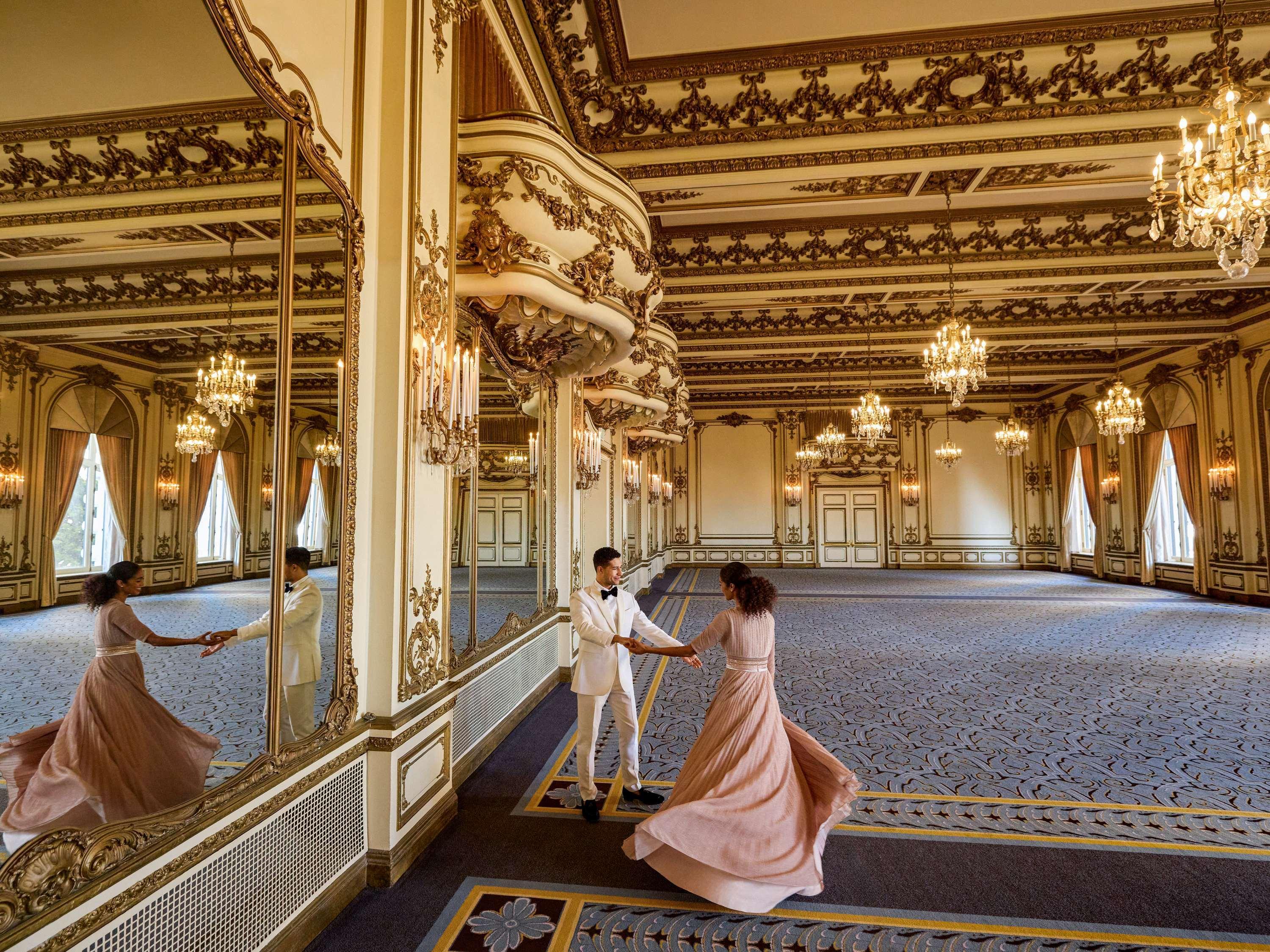 Double Deluxe Two Queen Beds