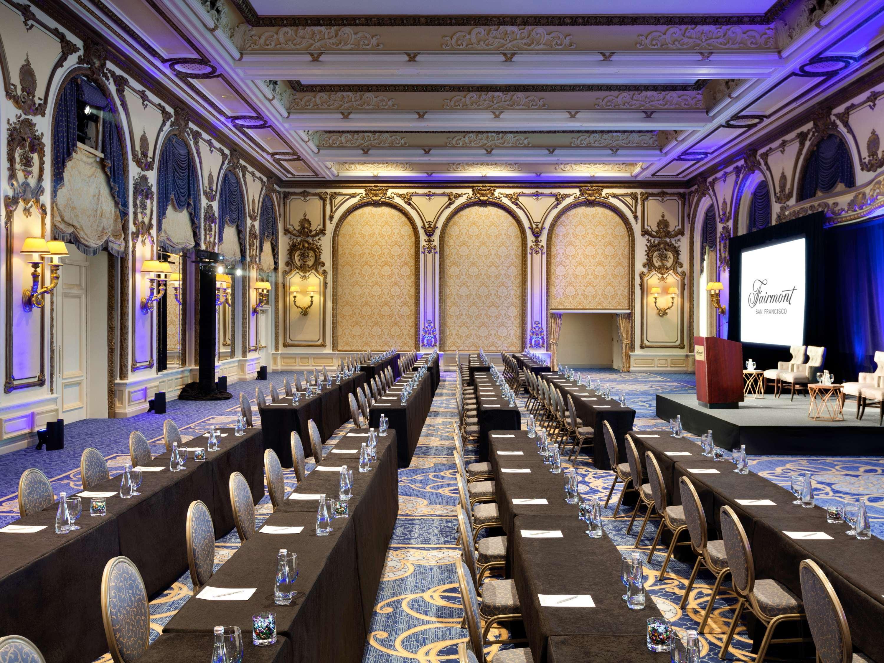 Double Deluxe Two Queen Beds