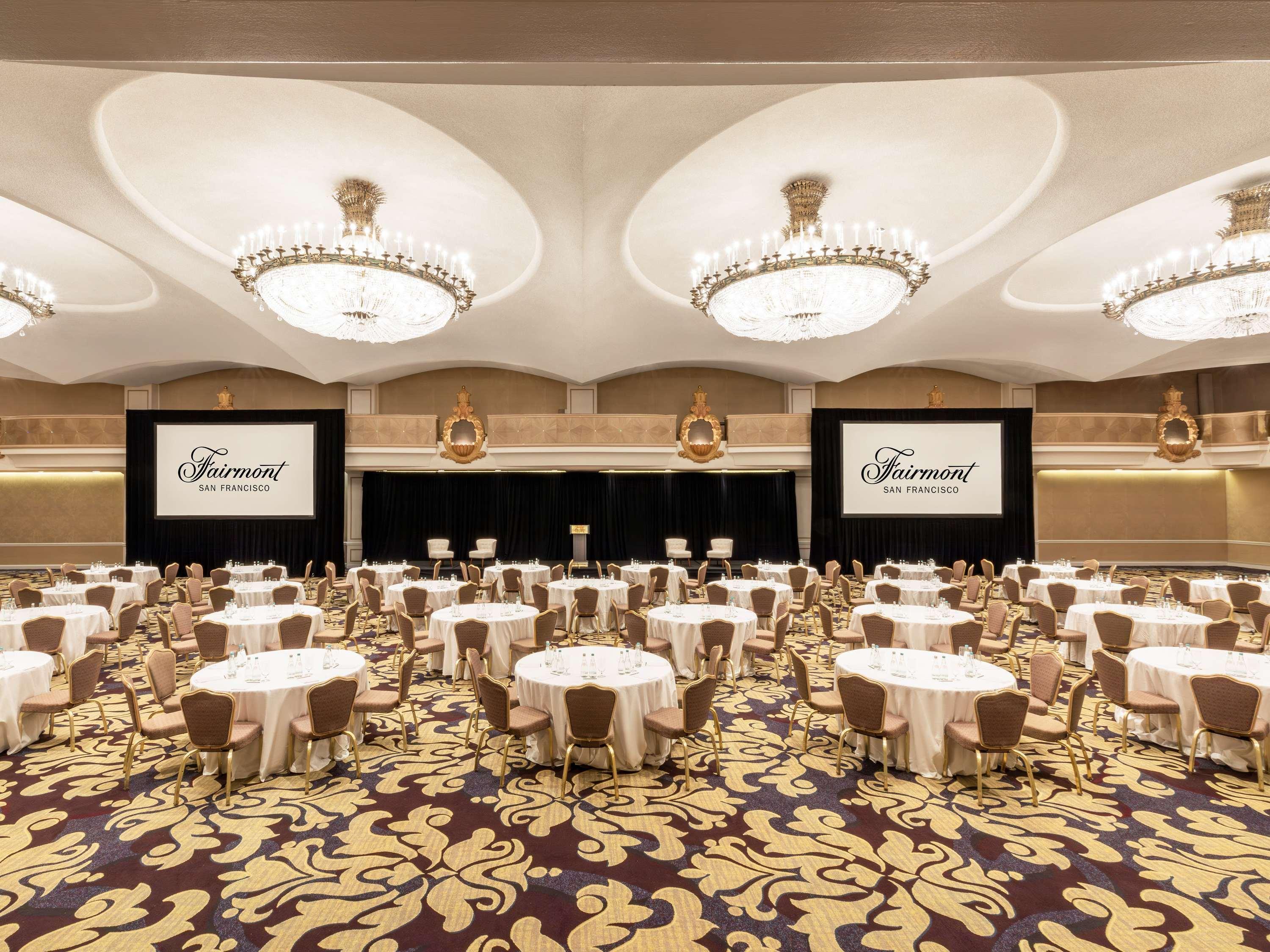 Double Deluxe Two Queen Beds