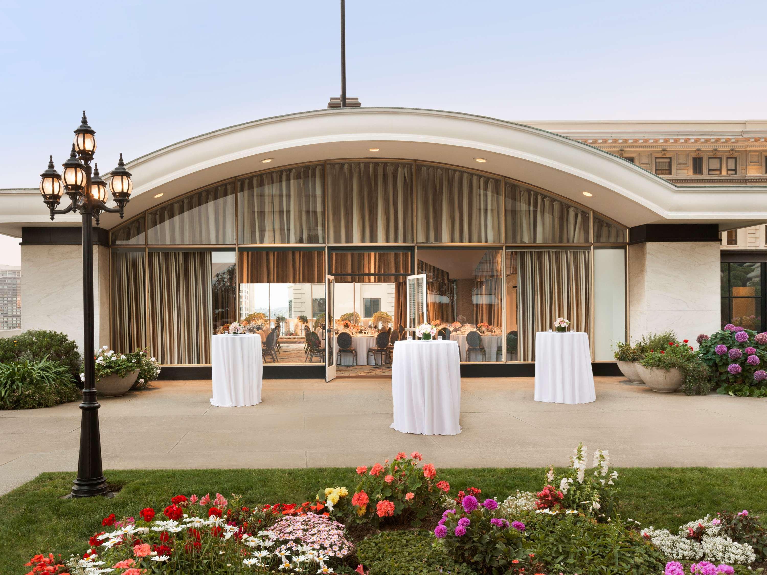 Double Deluxe Two Queen Beds