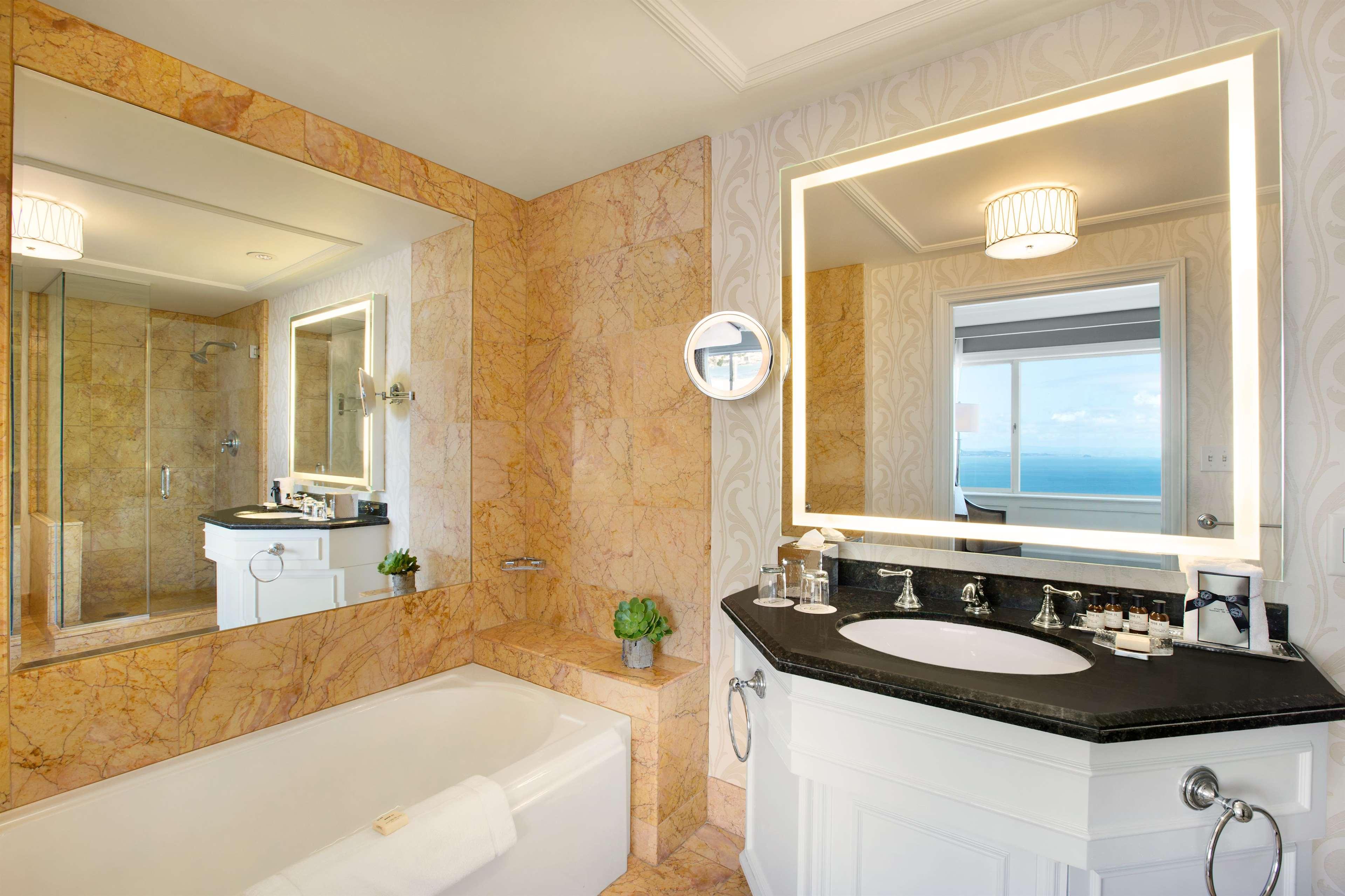 Suite King Bed Non Smoking