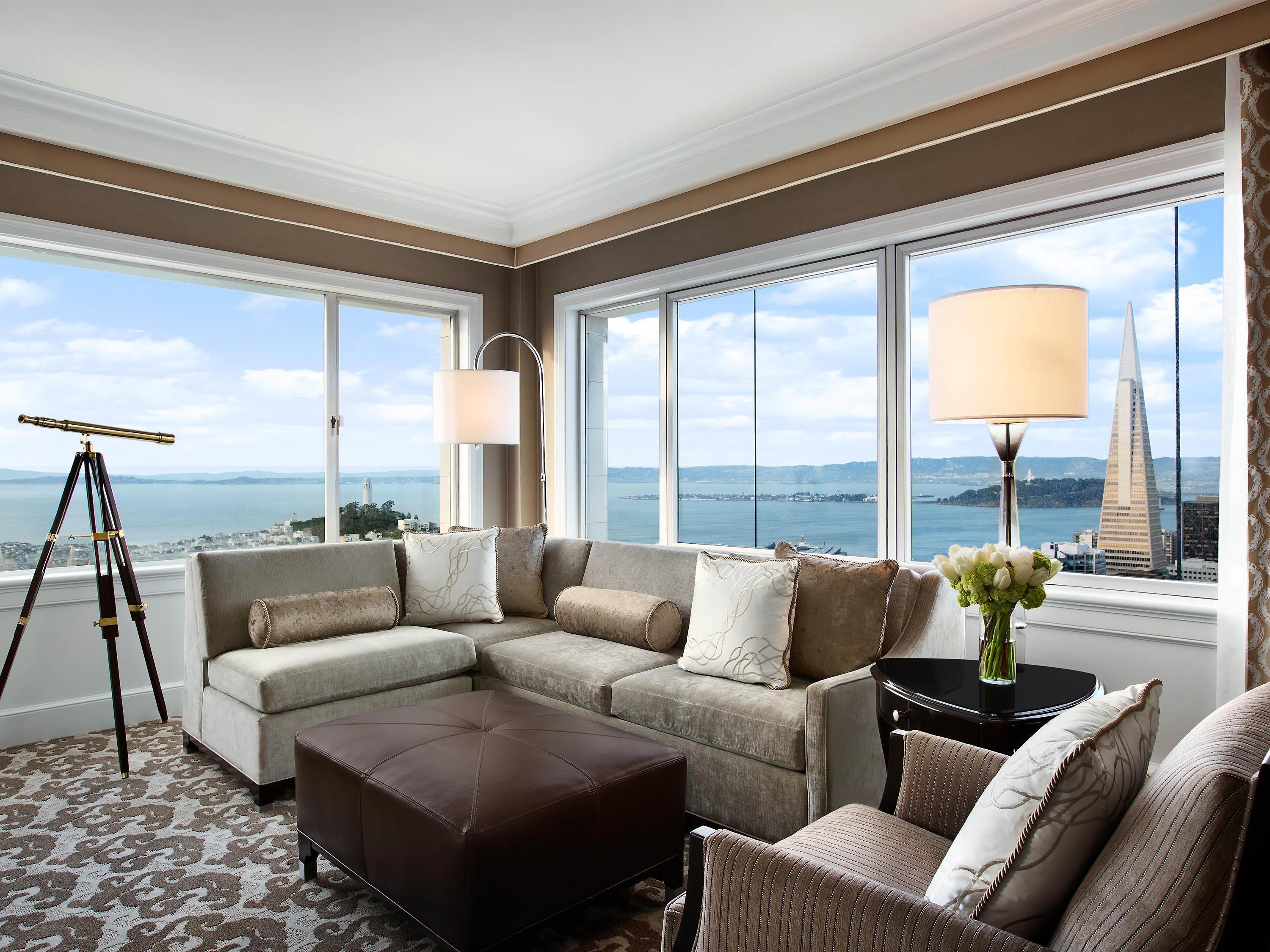 Suite City View King Bed