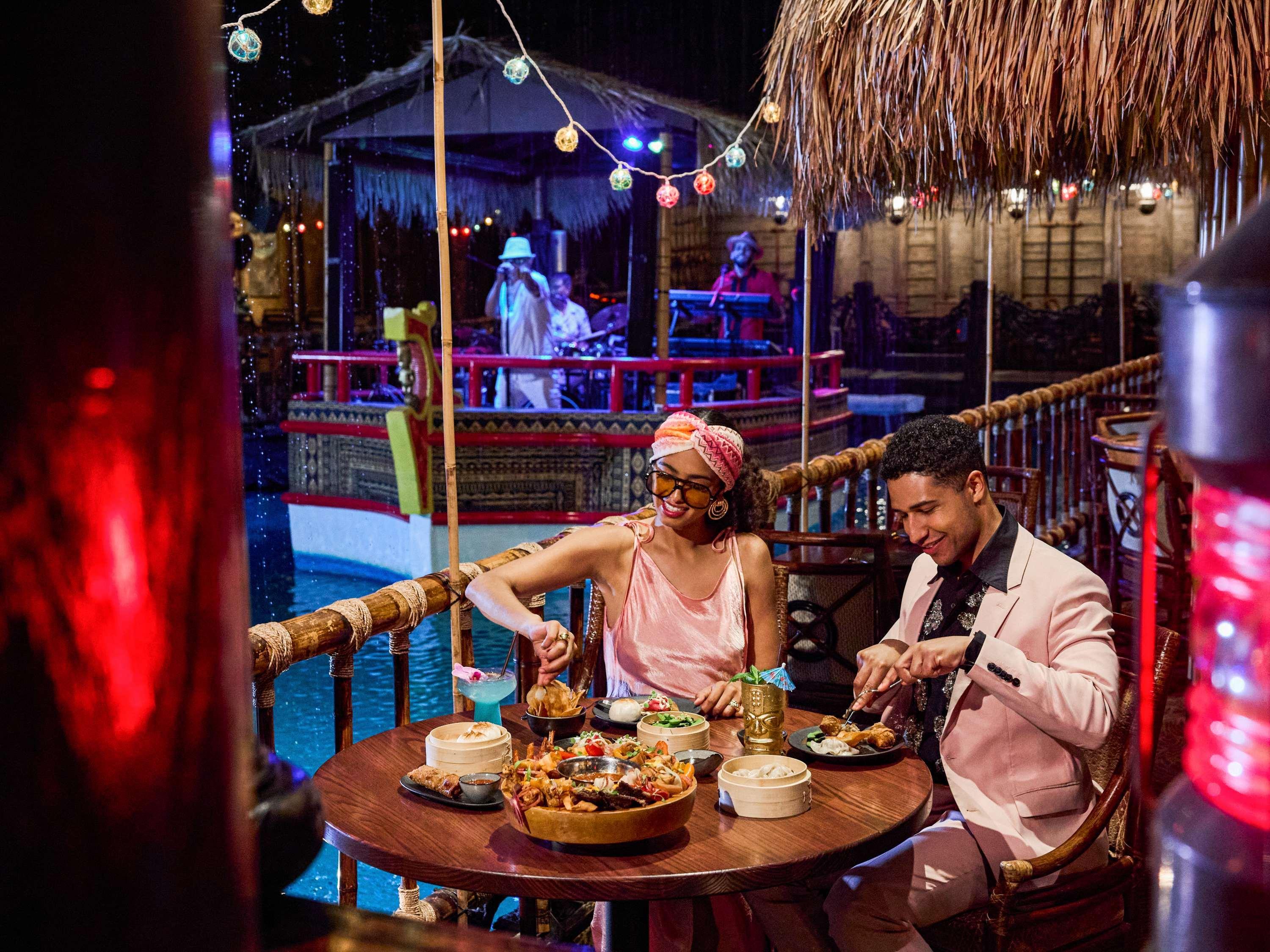 Double Deluxe Two Queen Beds