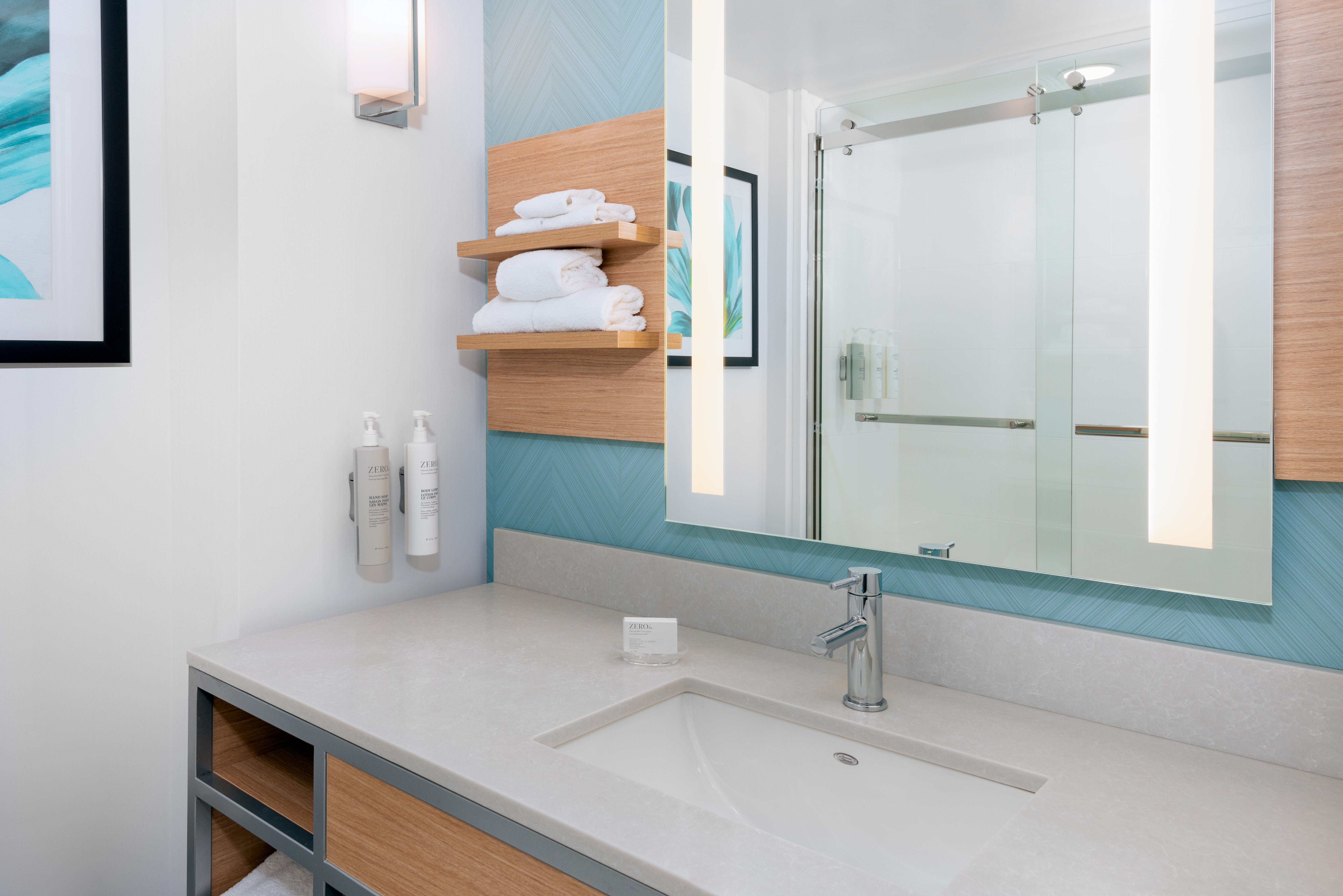 Double Pool View King Bed