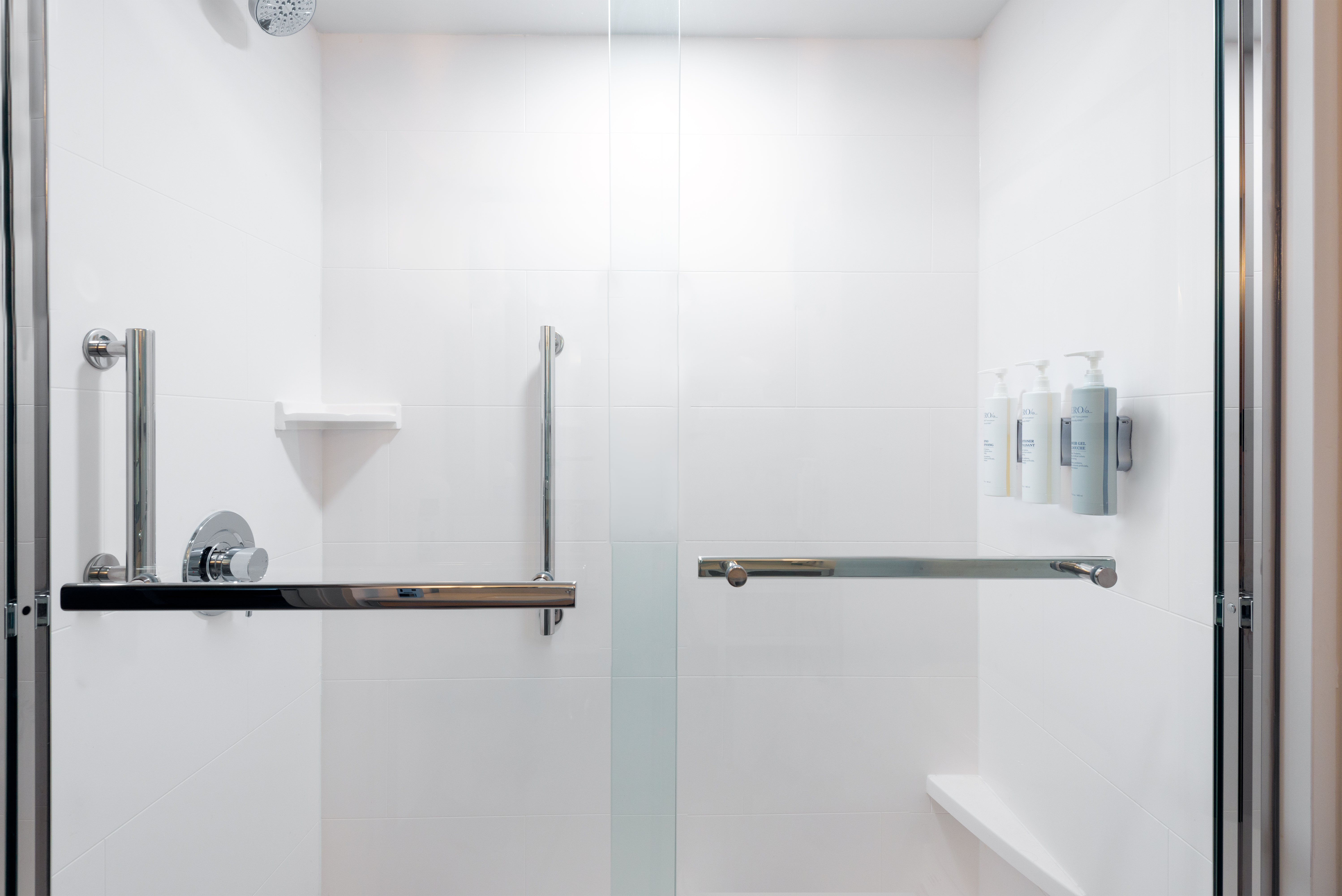 Double Pool View King Bed