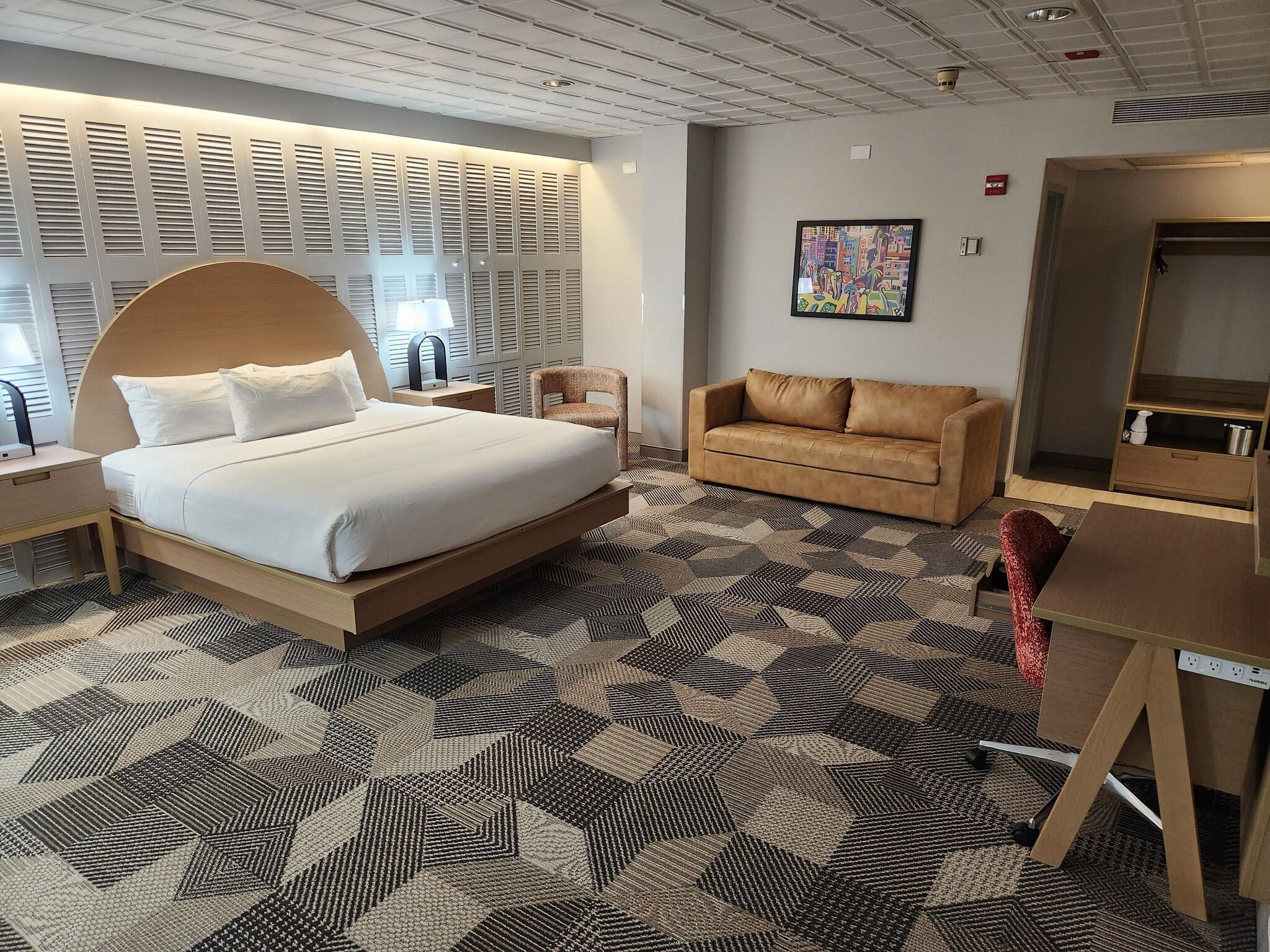 Junior Suite King Size Bed