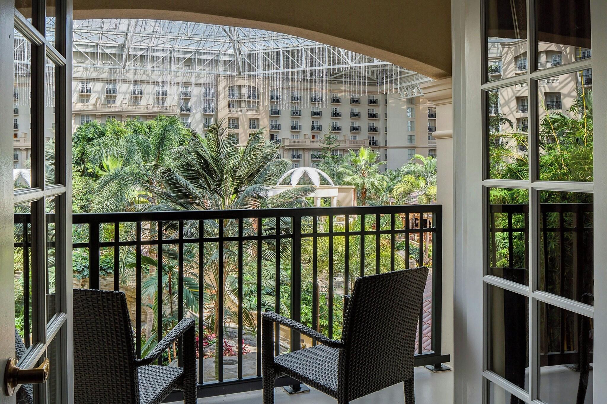 Quadruple with Views