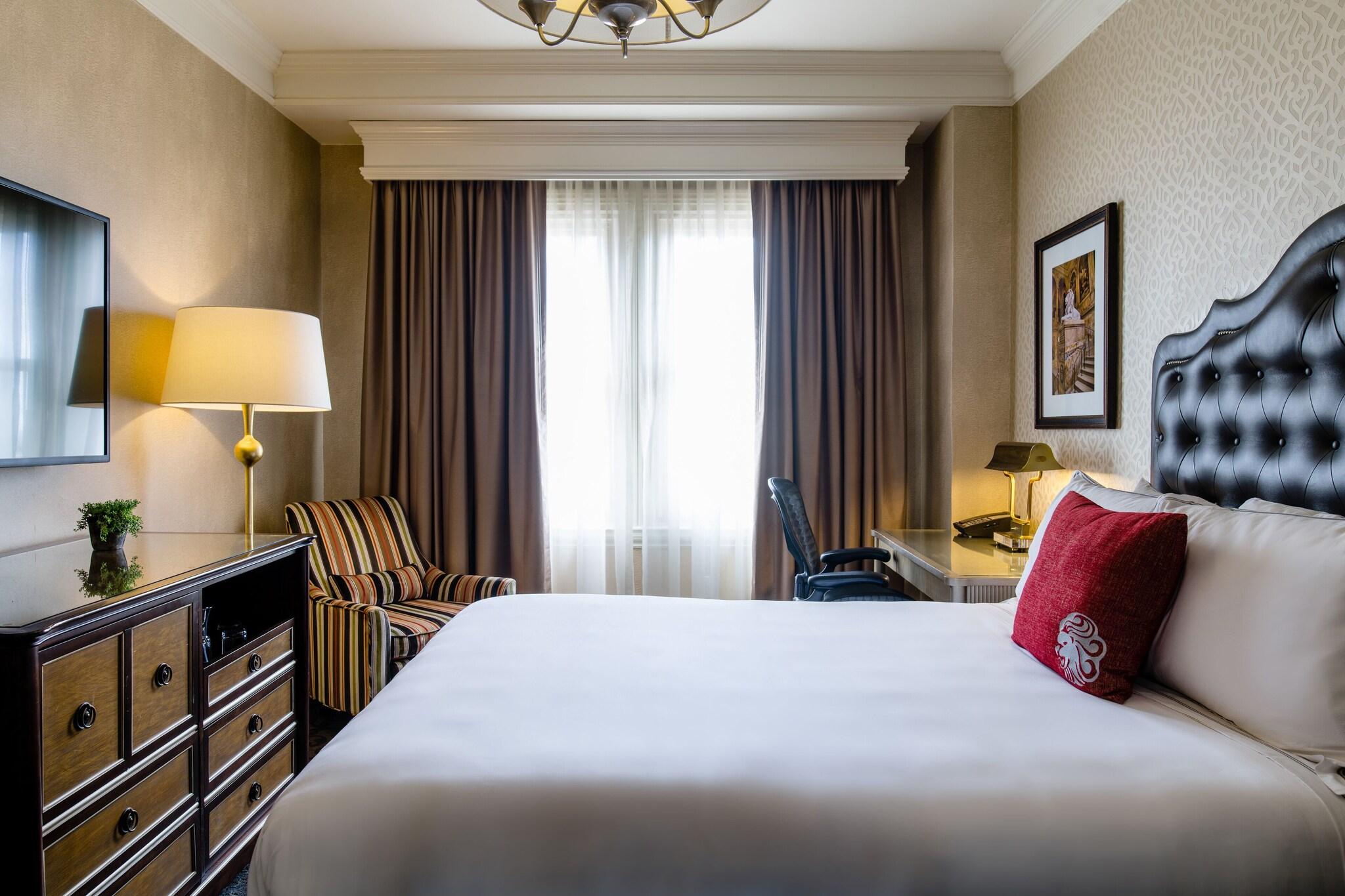 Double Classic Queen Bed