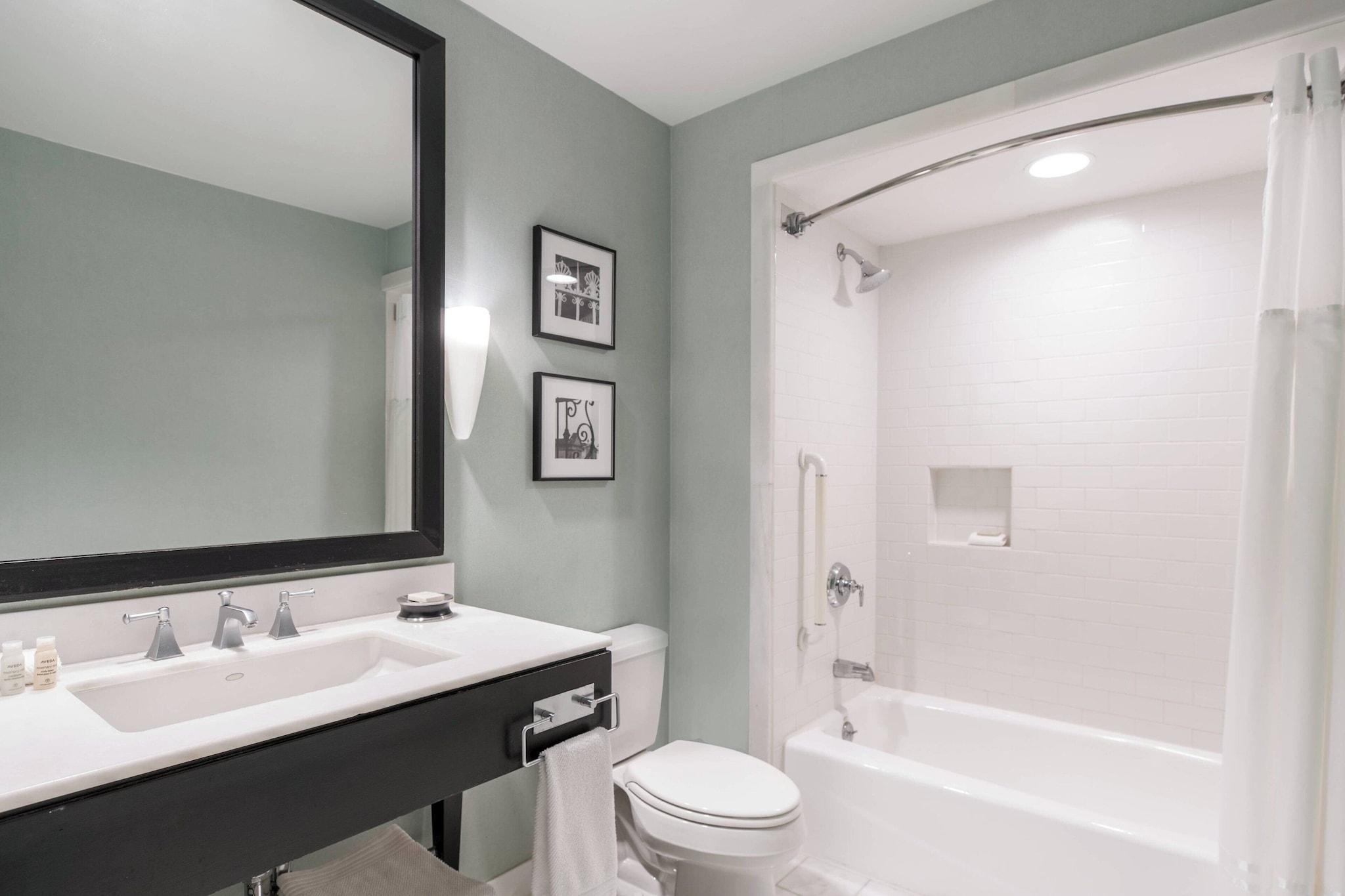 Double Accessible King Size Bed