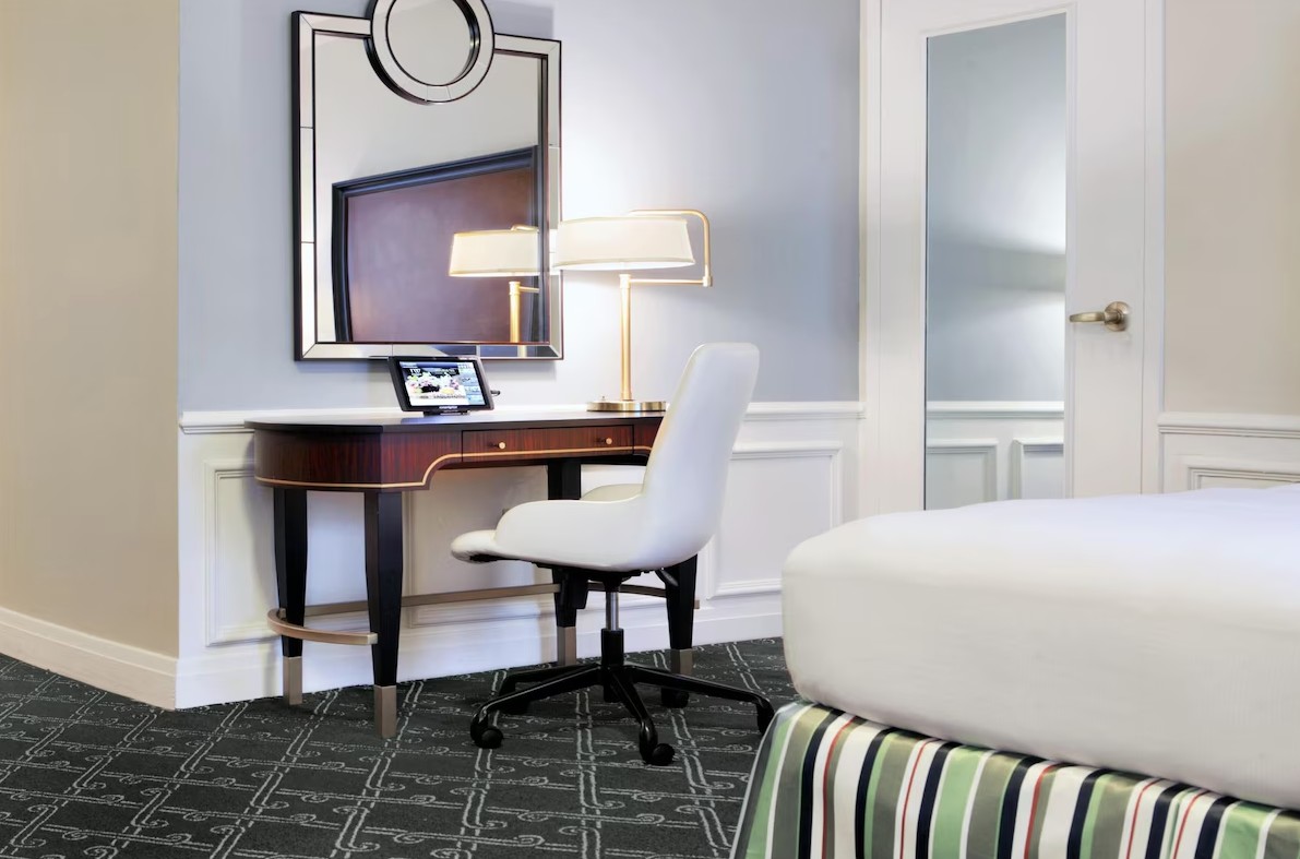 Double Accessible-queen Size Bed