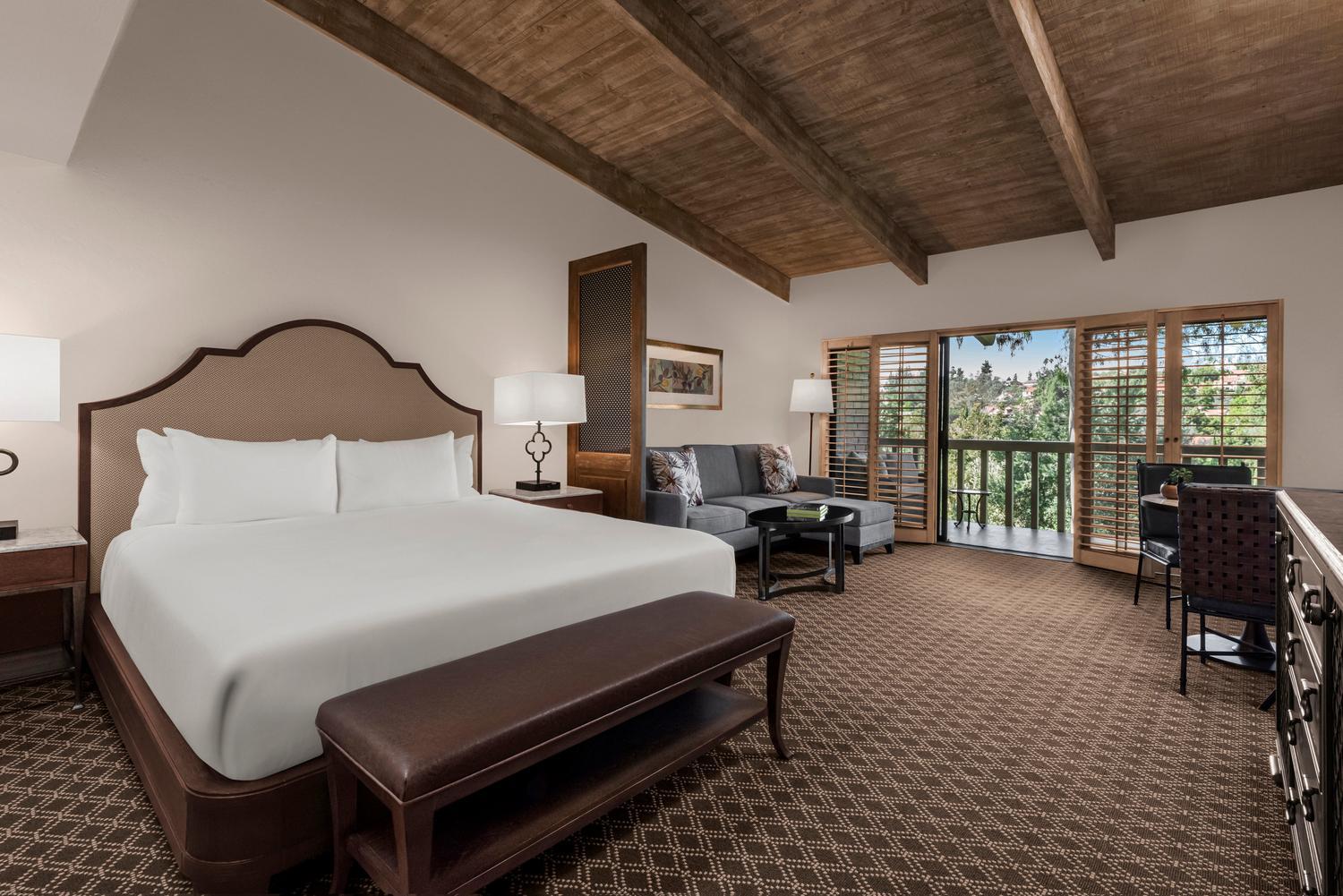 Studio Accessible with Views