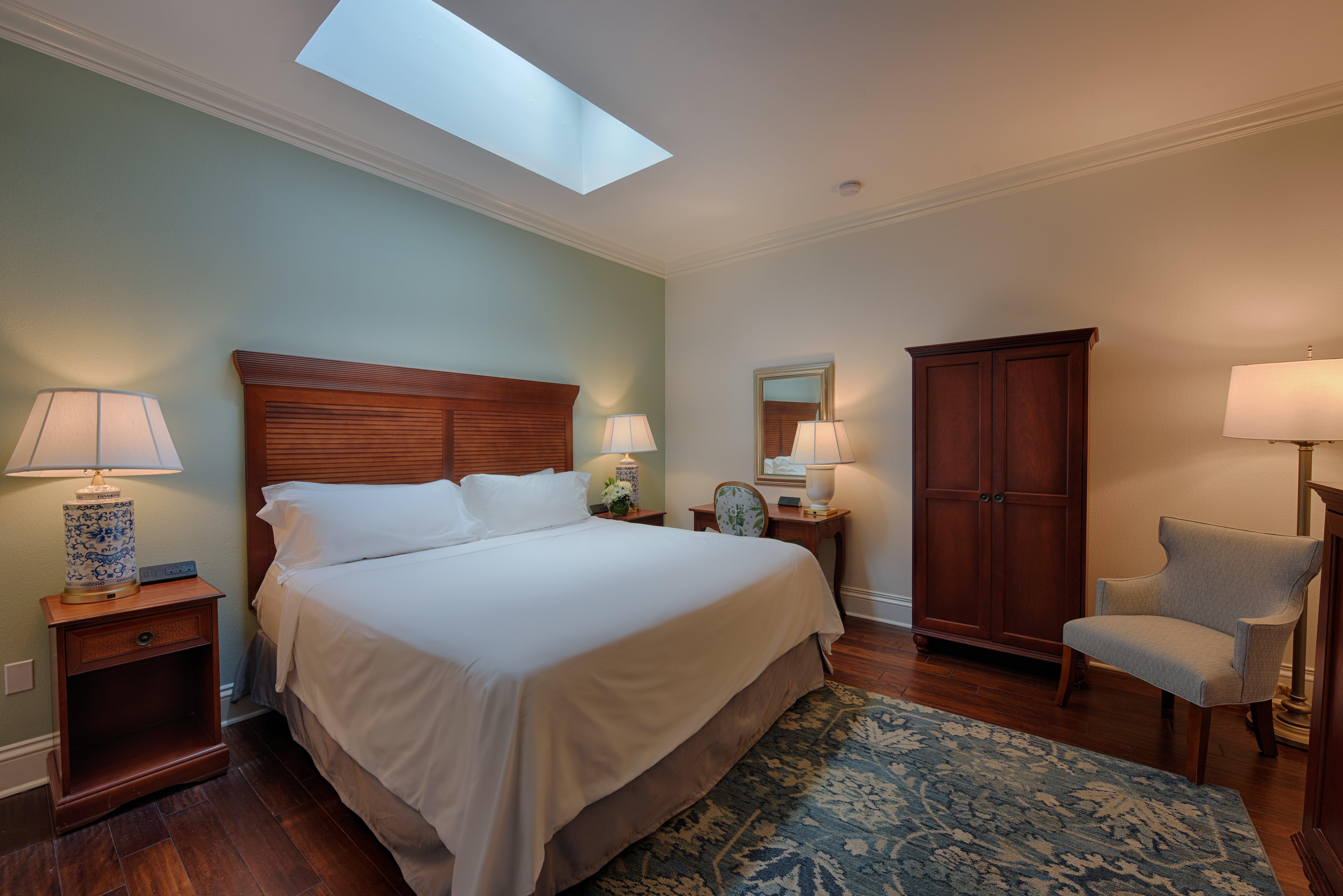 Double Inner-king Size Bed