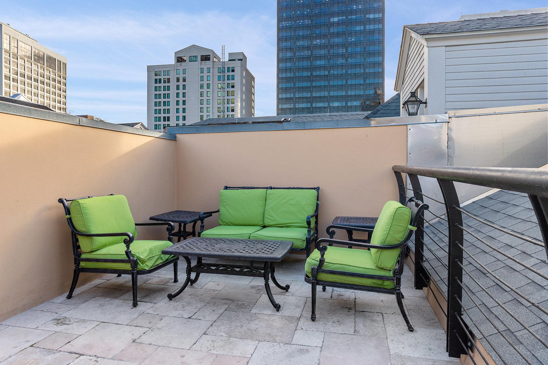 Double Two Queen Beds Premium