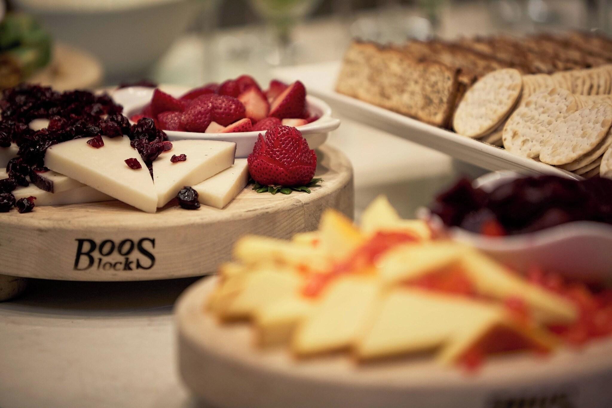 Double Deluxe King Bed