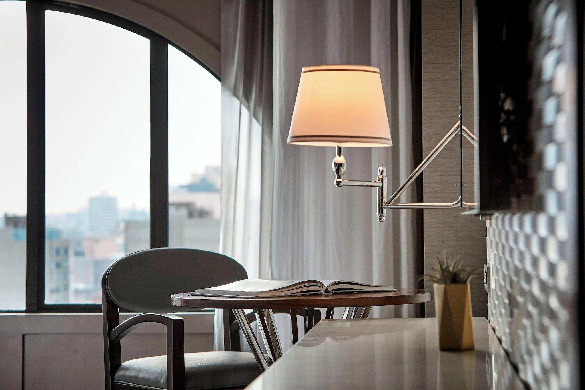 Double Accessible King Size Bed