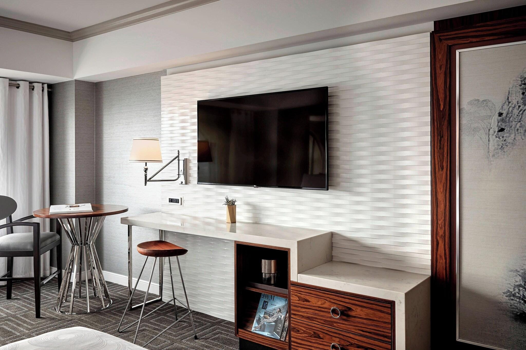 Quadruple City View Two Queen Beds