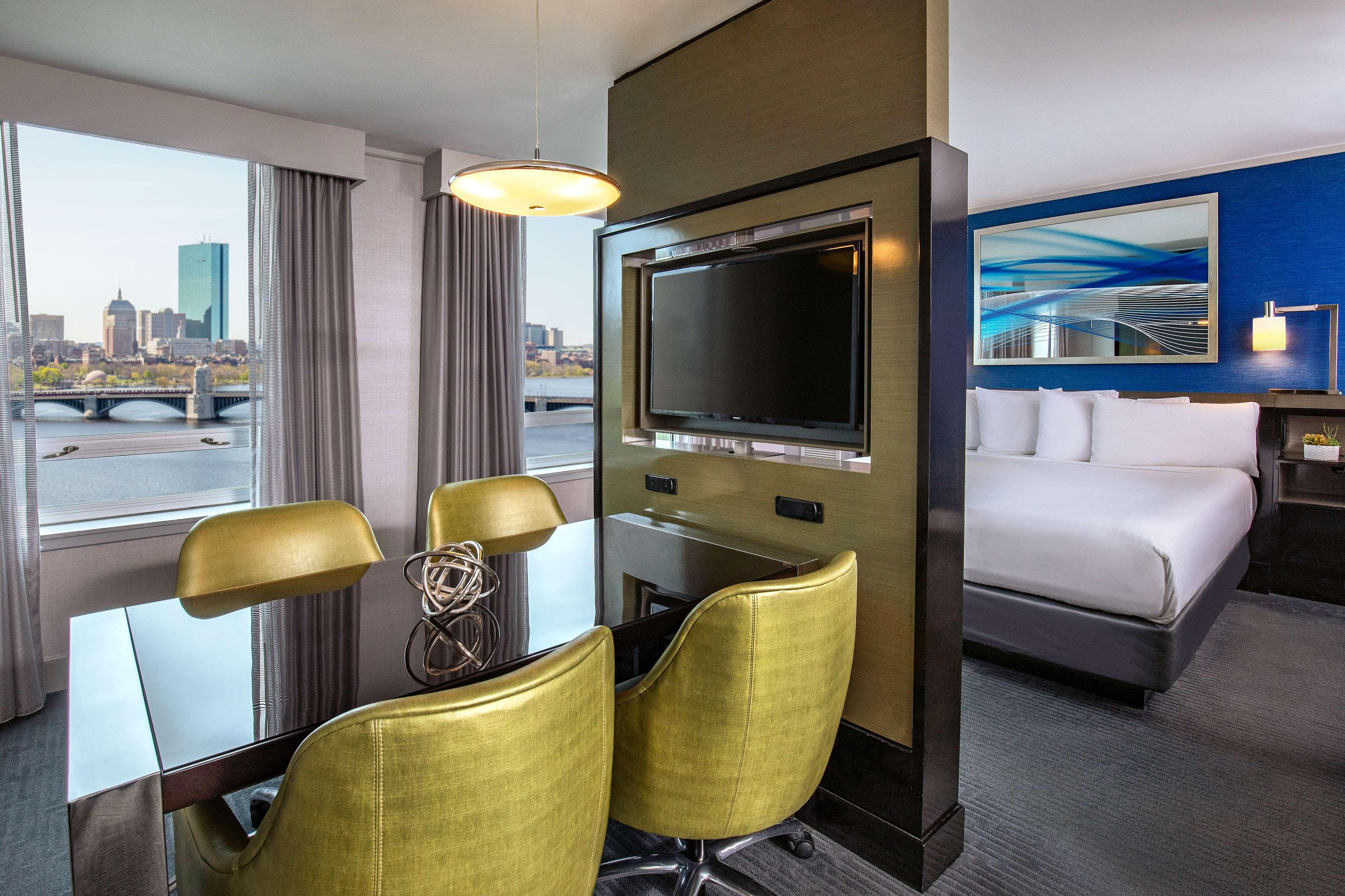 Studio Executive King Bed