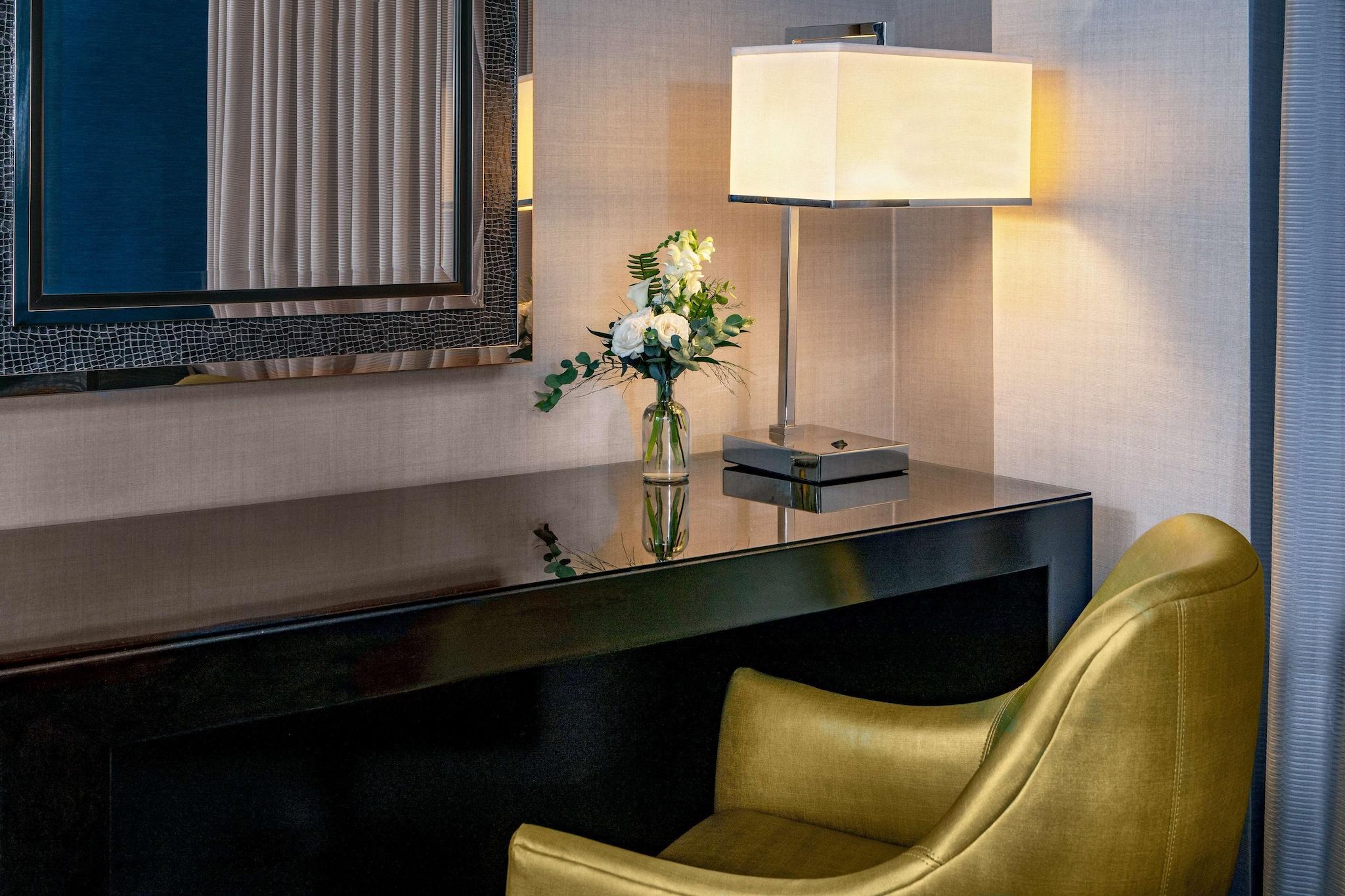 Quadruple Accessible-two Queen Beds