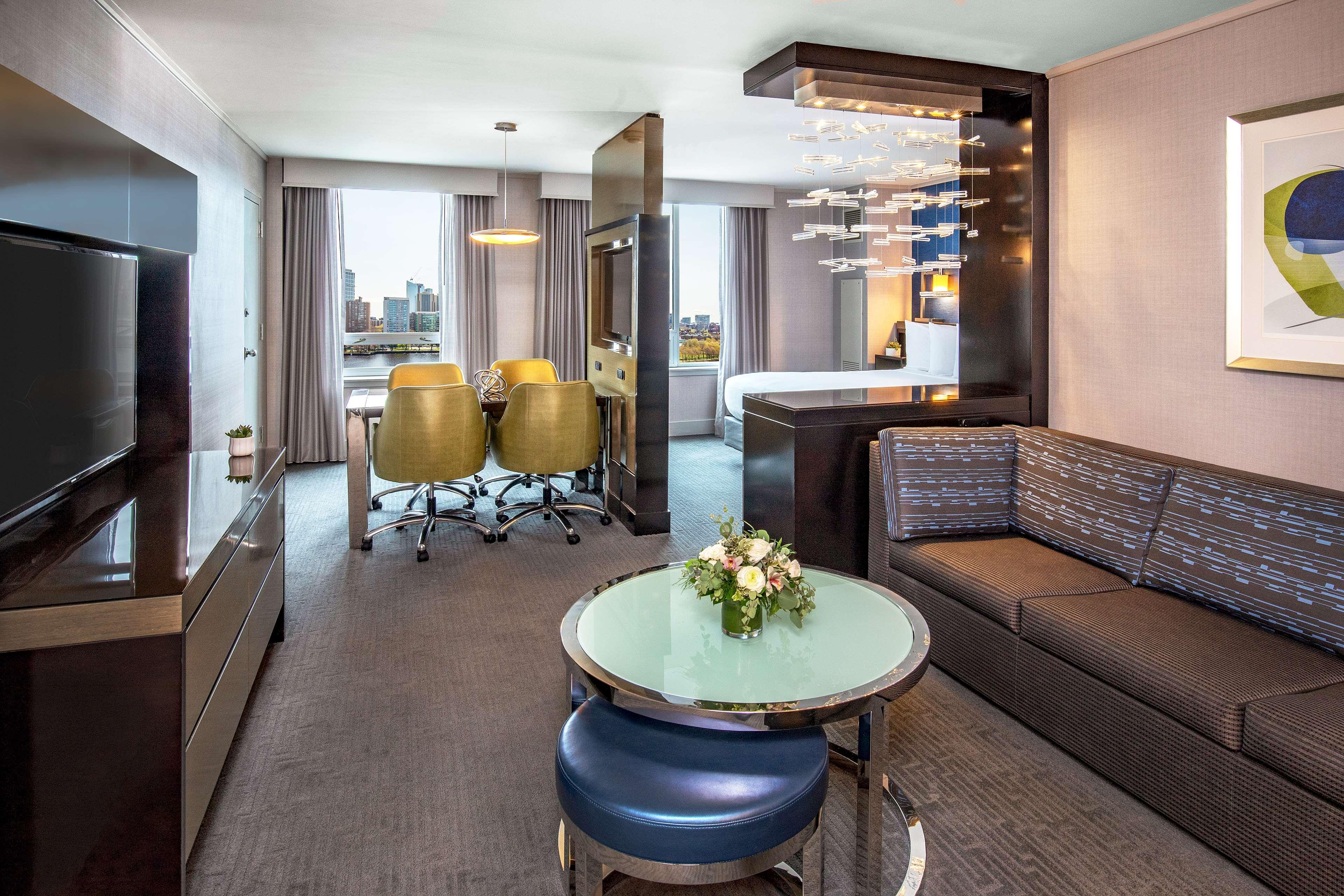 Studio Executive King Bed