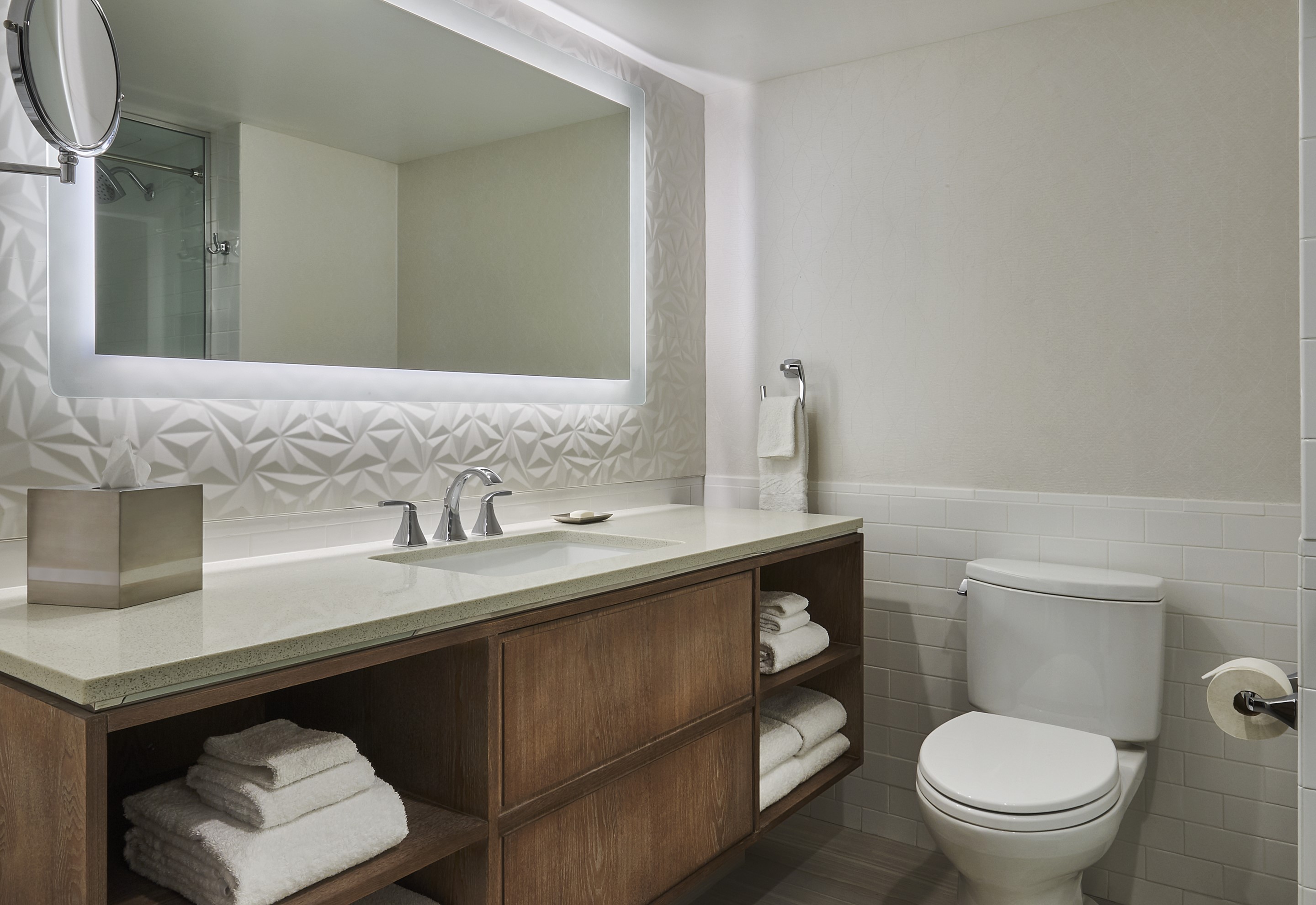 Double City View King Bed