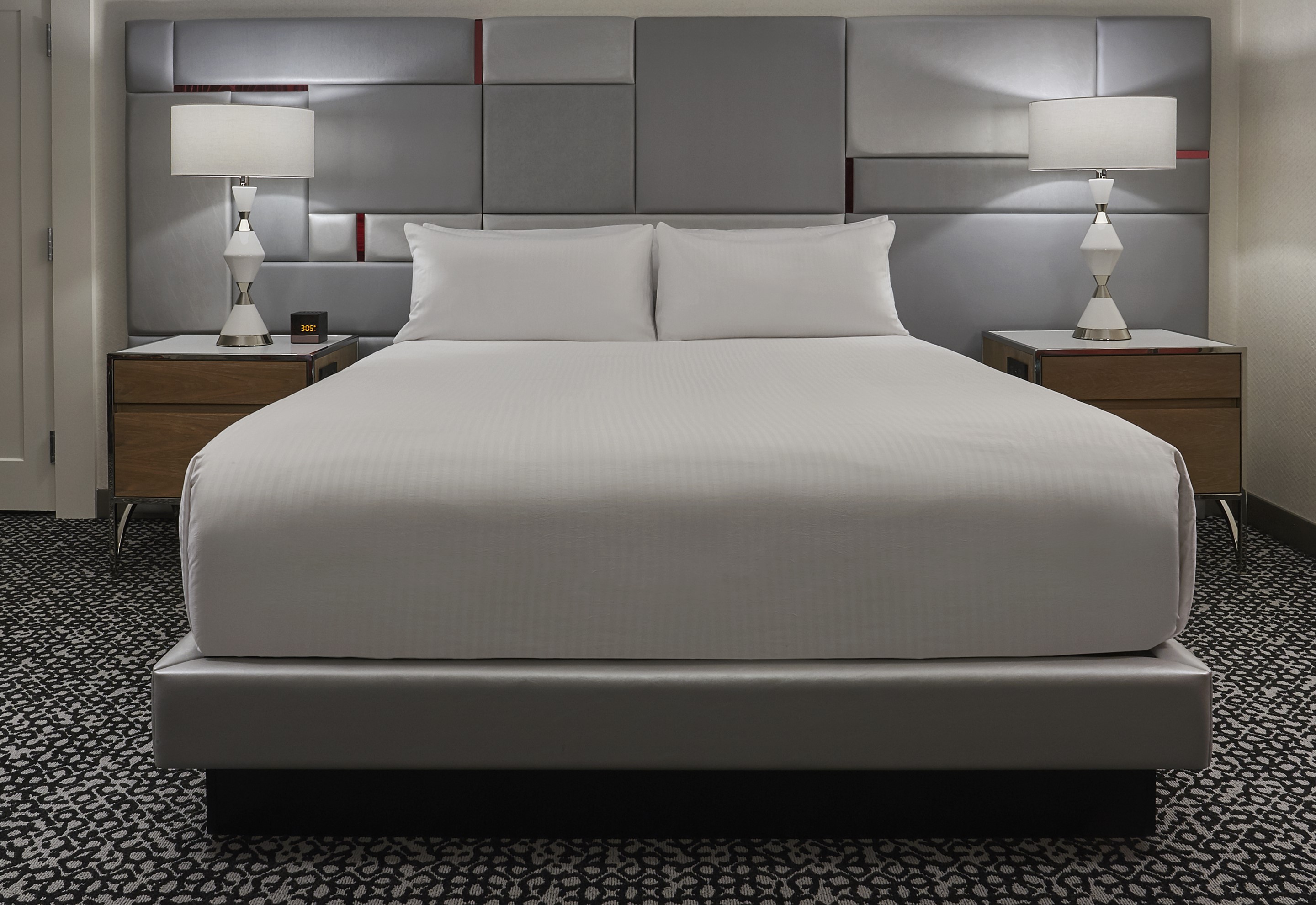 Room Premium King Bed