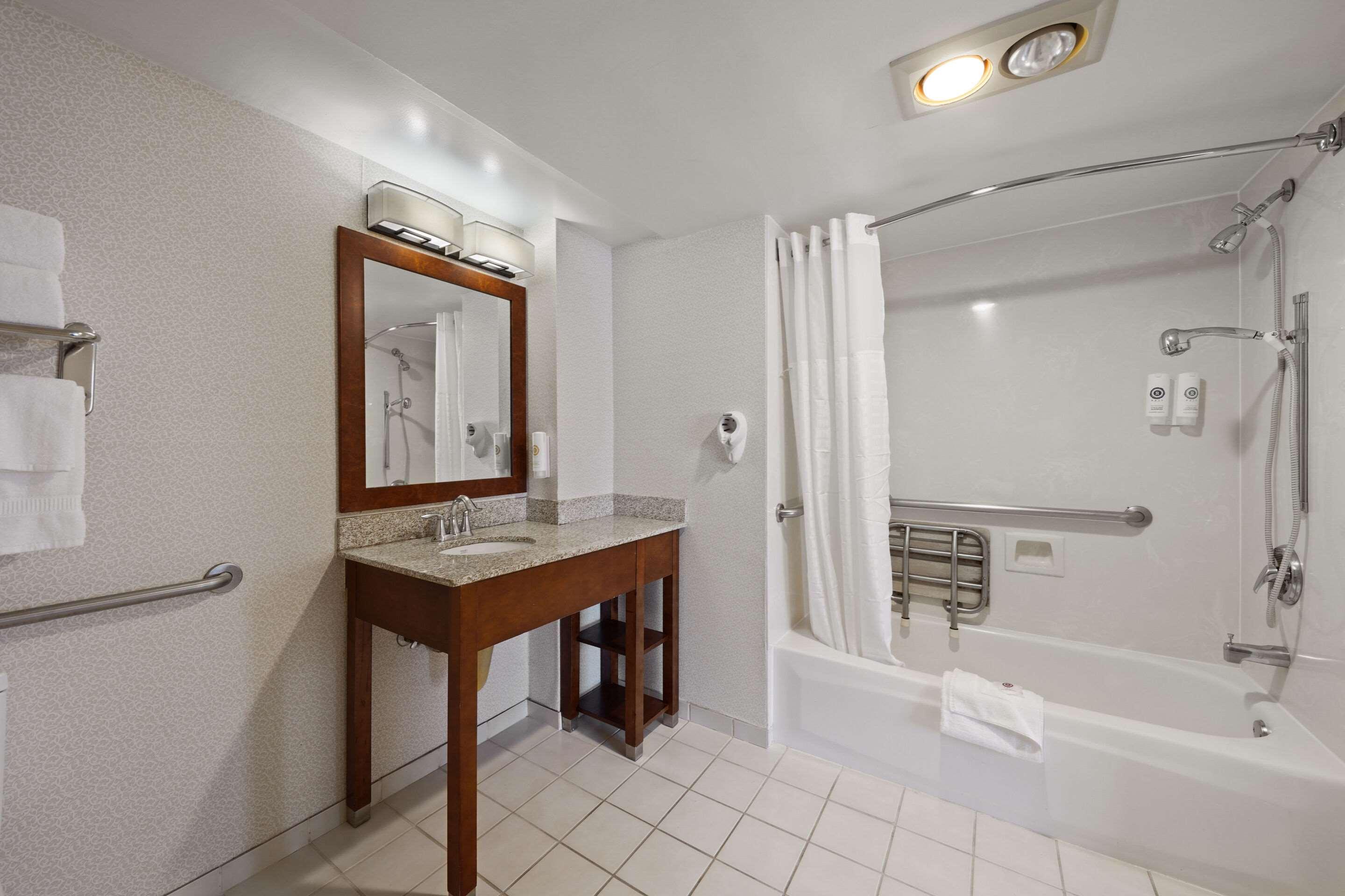 Suite King Bed Non Smoking