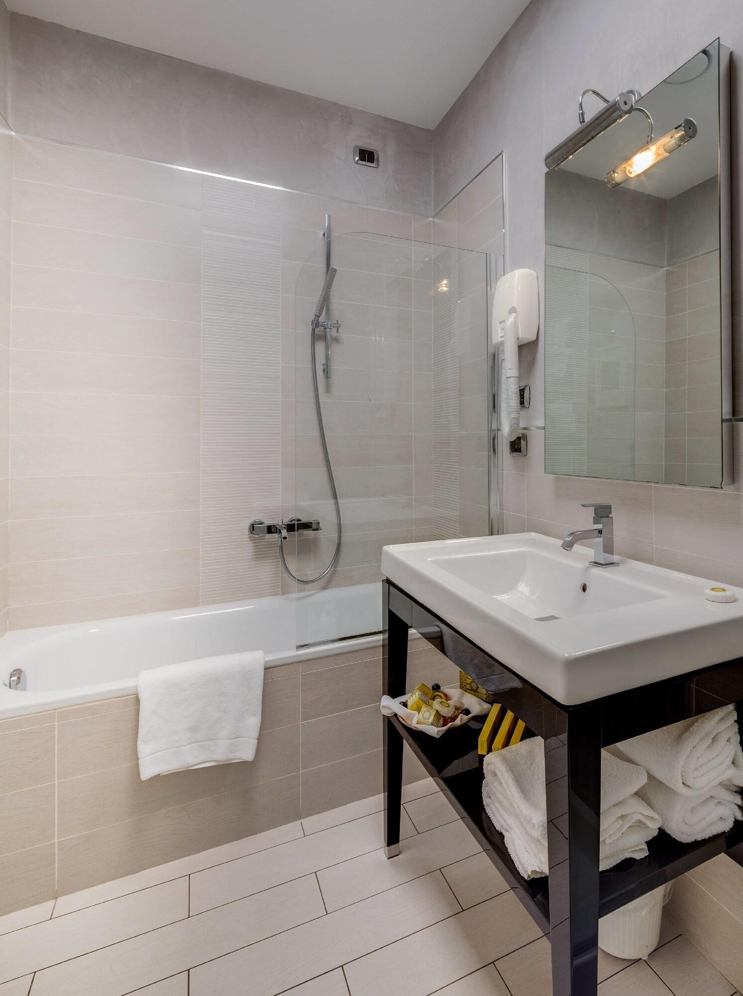 Double or Twin Connecting Room