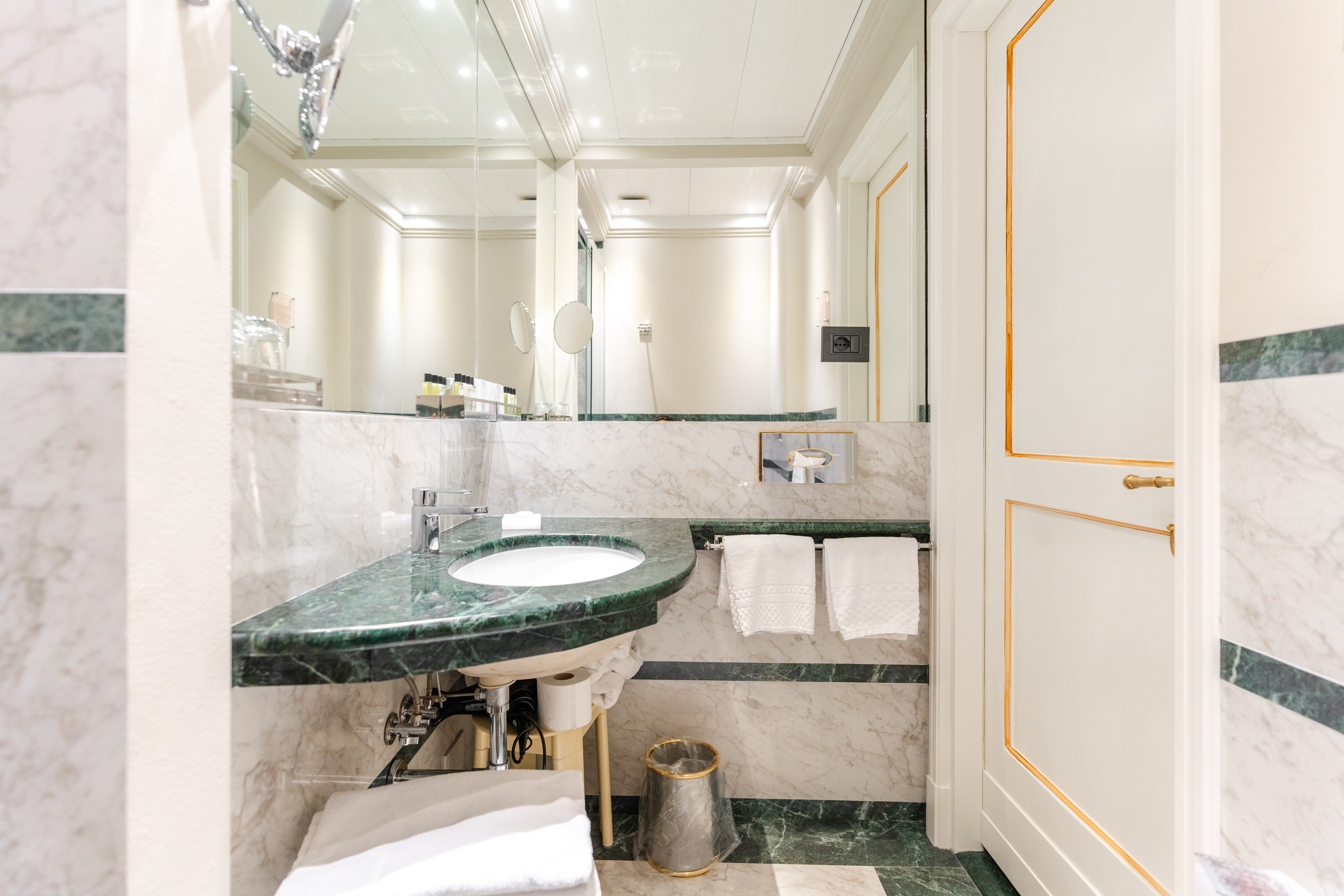 Double Deluxe with Terrace