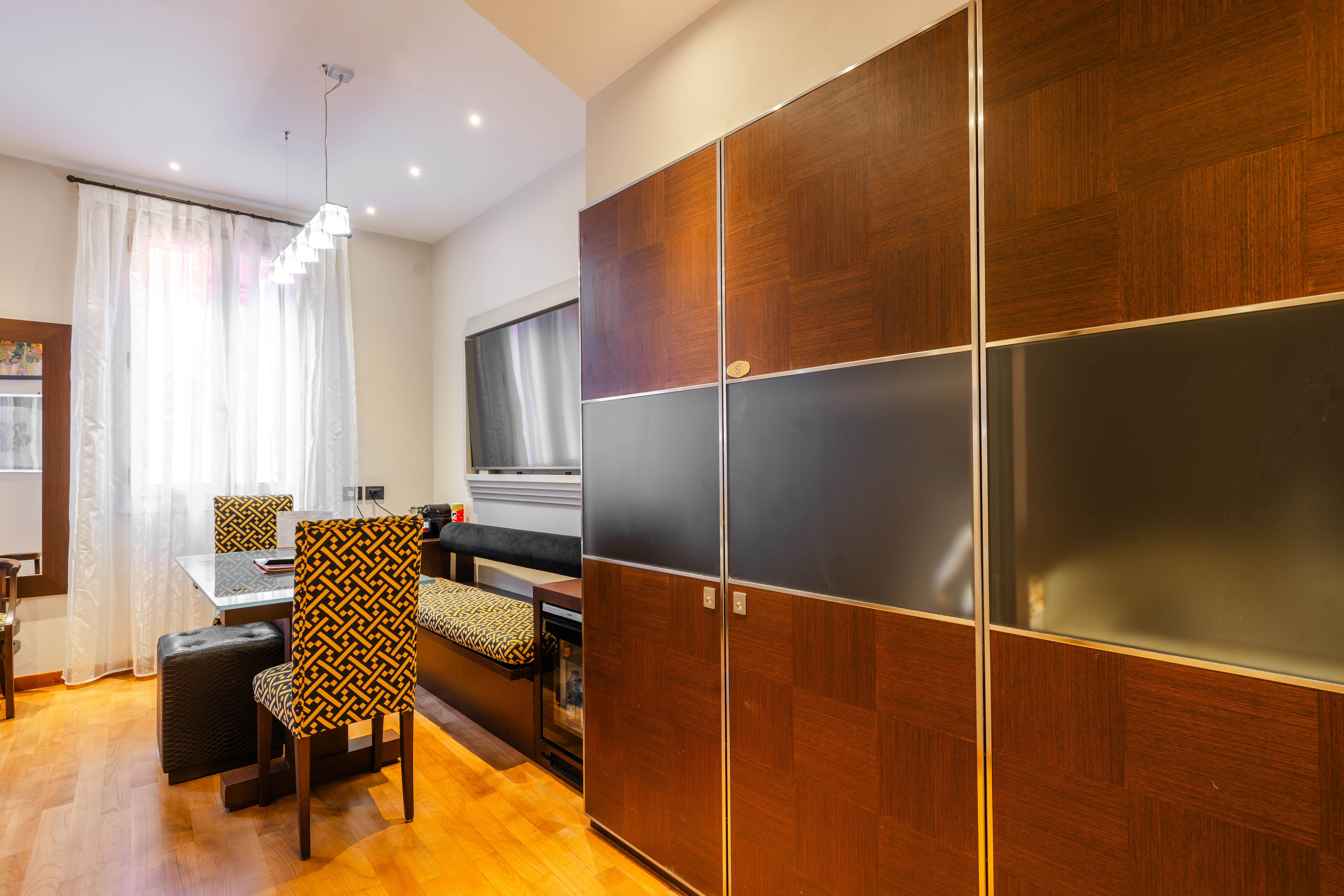 Apartment Capacity 2