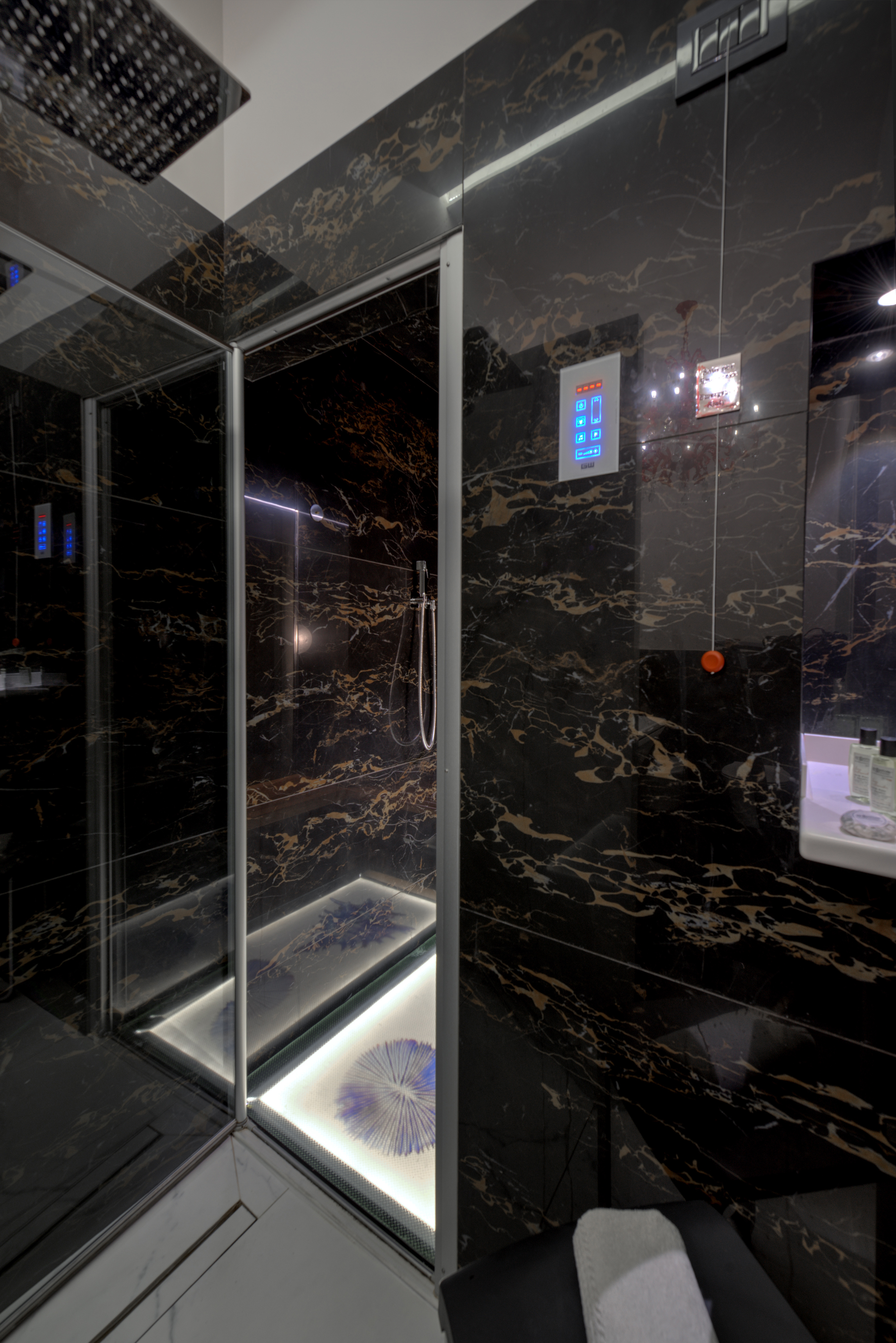 Apartment Luxury One Bedroom